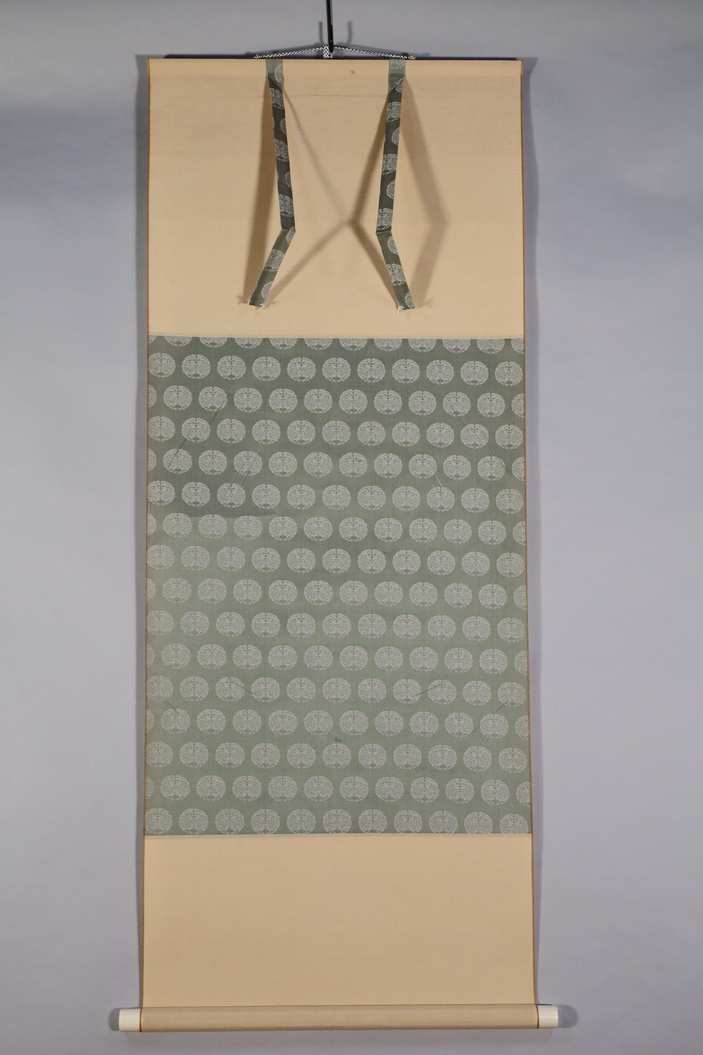 Empty Hanging Scroll - Japanese Calligraphy Silk Paper Scroll H117xW46cm