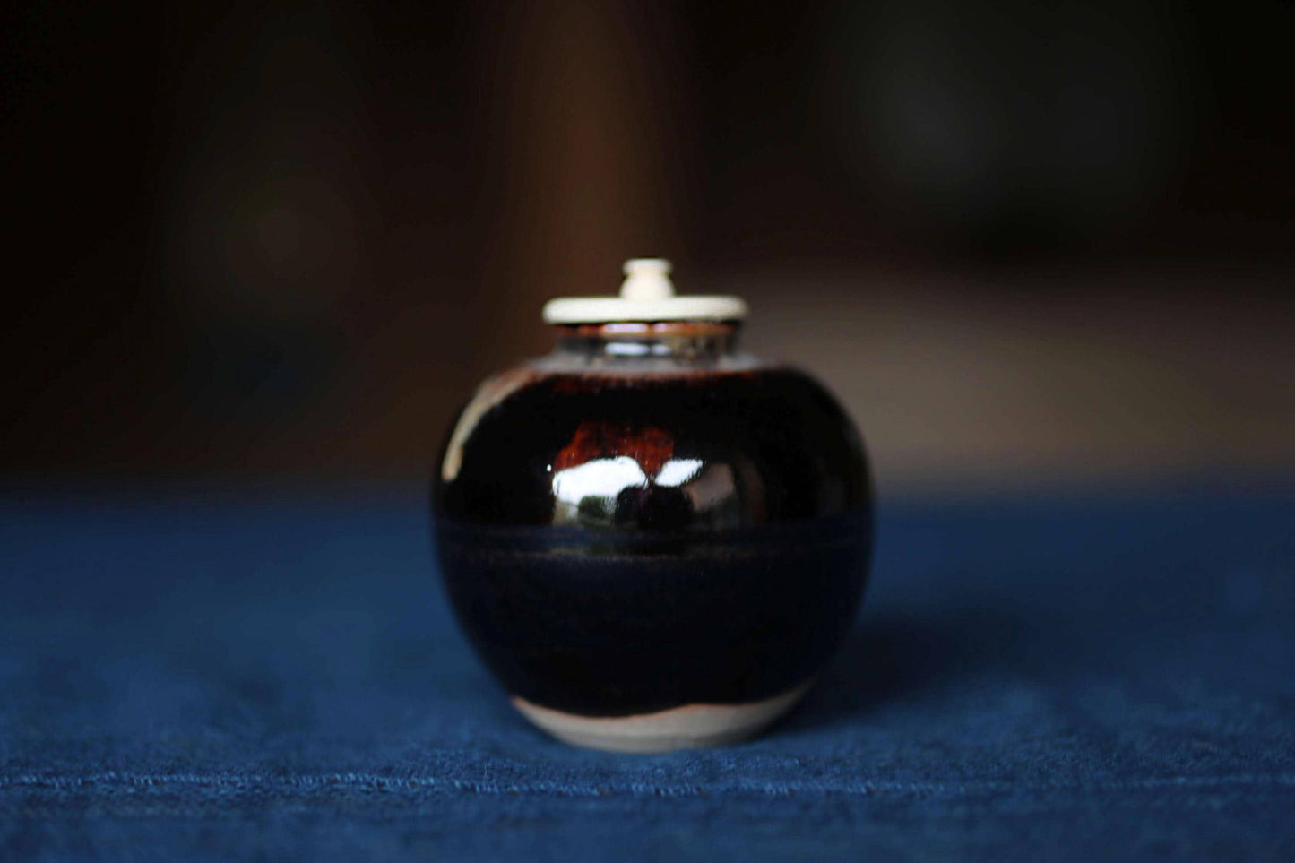 Japanese Matcha Caddy - Vintage Bunrin Chaire with Silk Shifuku Bag & Gold Leaf Lid