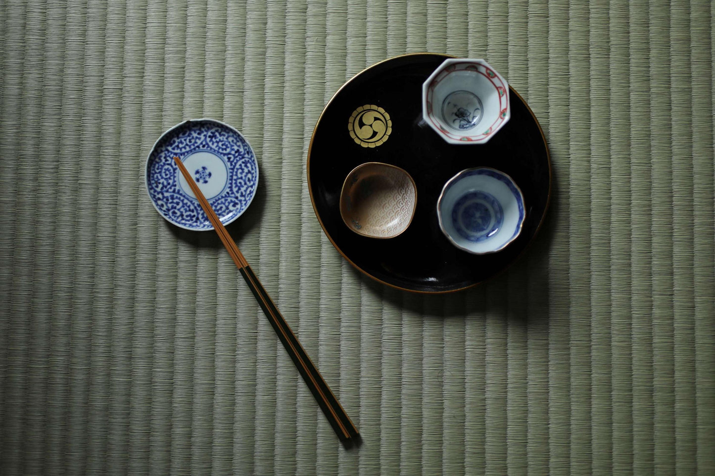 Antique Urushi Plates - Japanese Lacquerware Set of 4 with Gold Rim & Mitsu Tomoe Crest