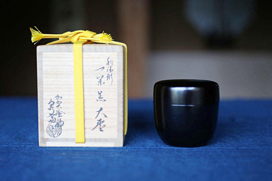 Vintage Matcha Tea Caddy - Black Natsume Container | Rikyu Style Lacquered Box