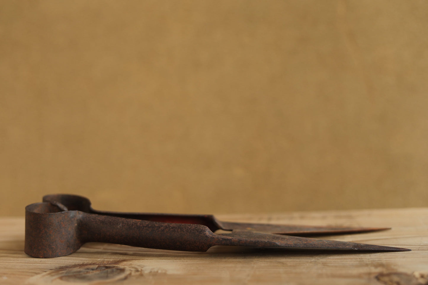Vintage Wool Shears – Japanese Wool Scissors | Hokkaido Pioneer Tool, Signed Kanji