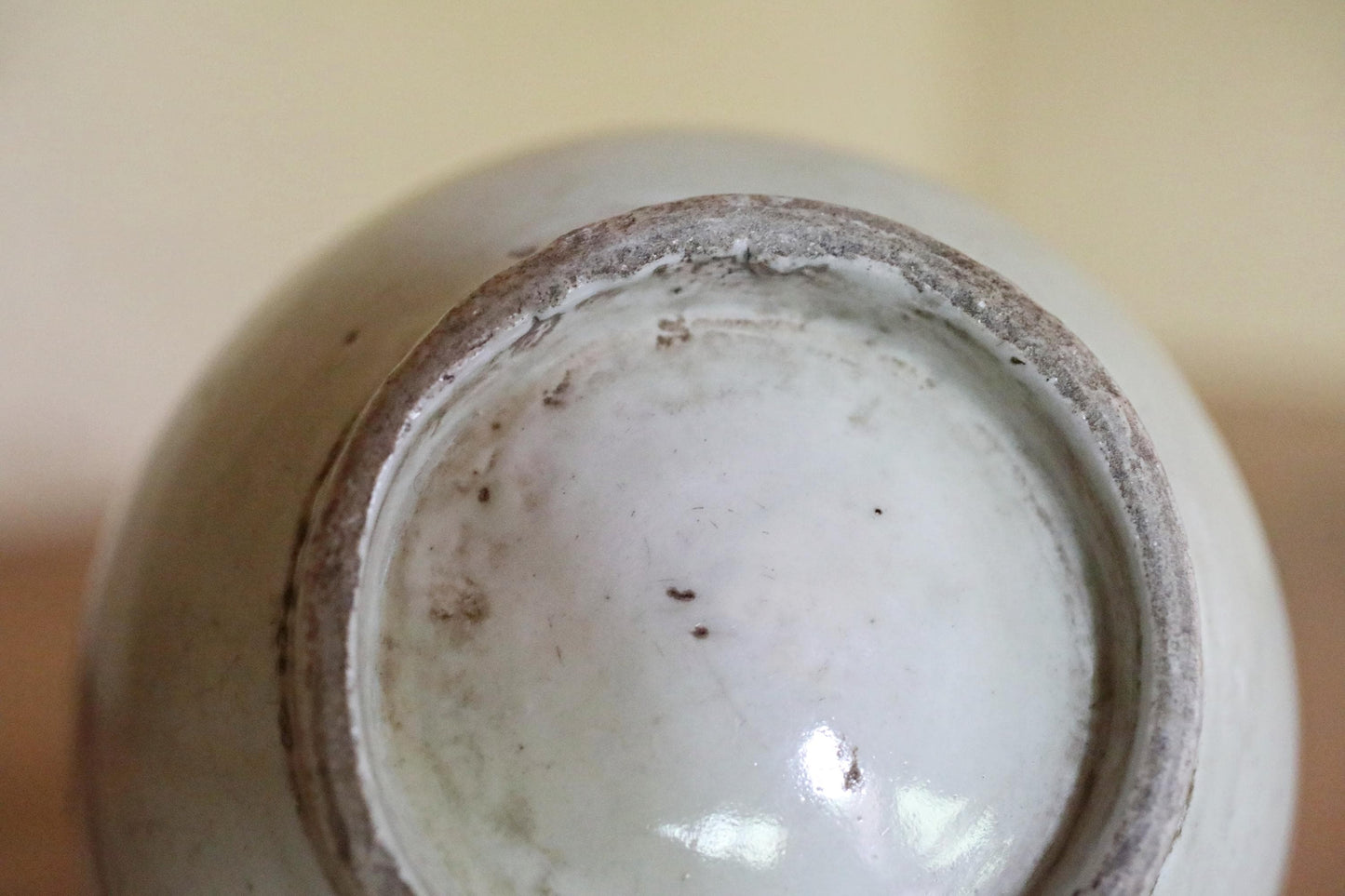 Antique Sake Bottle - Ko-Imari Porcelain Vase With Indigo Floral Design, Edo Period Tokuri