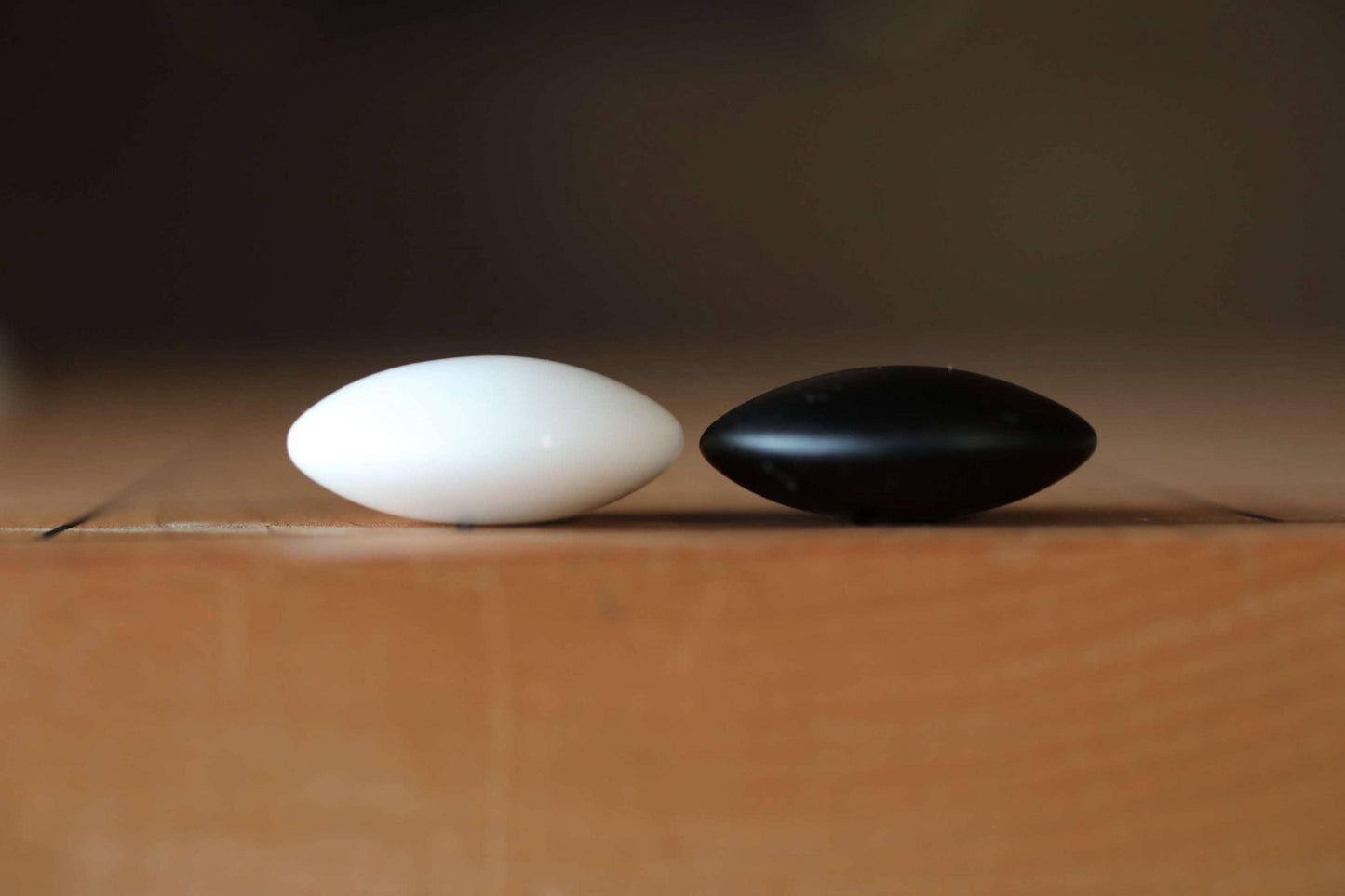 Solid Wood Go Board - Premium Japanese Goban Table With Thick Go Stones & Vintage Wooden Bowls