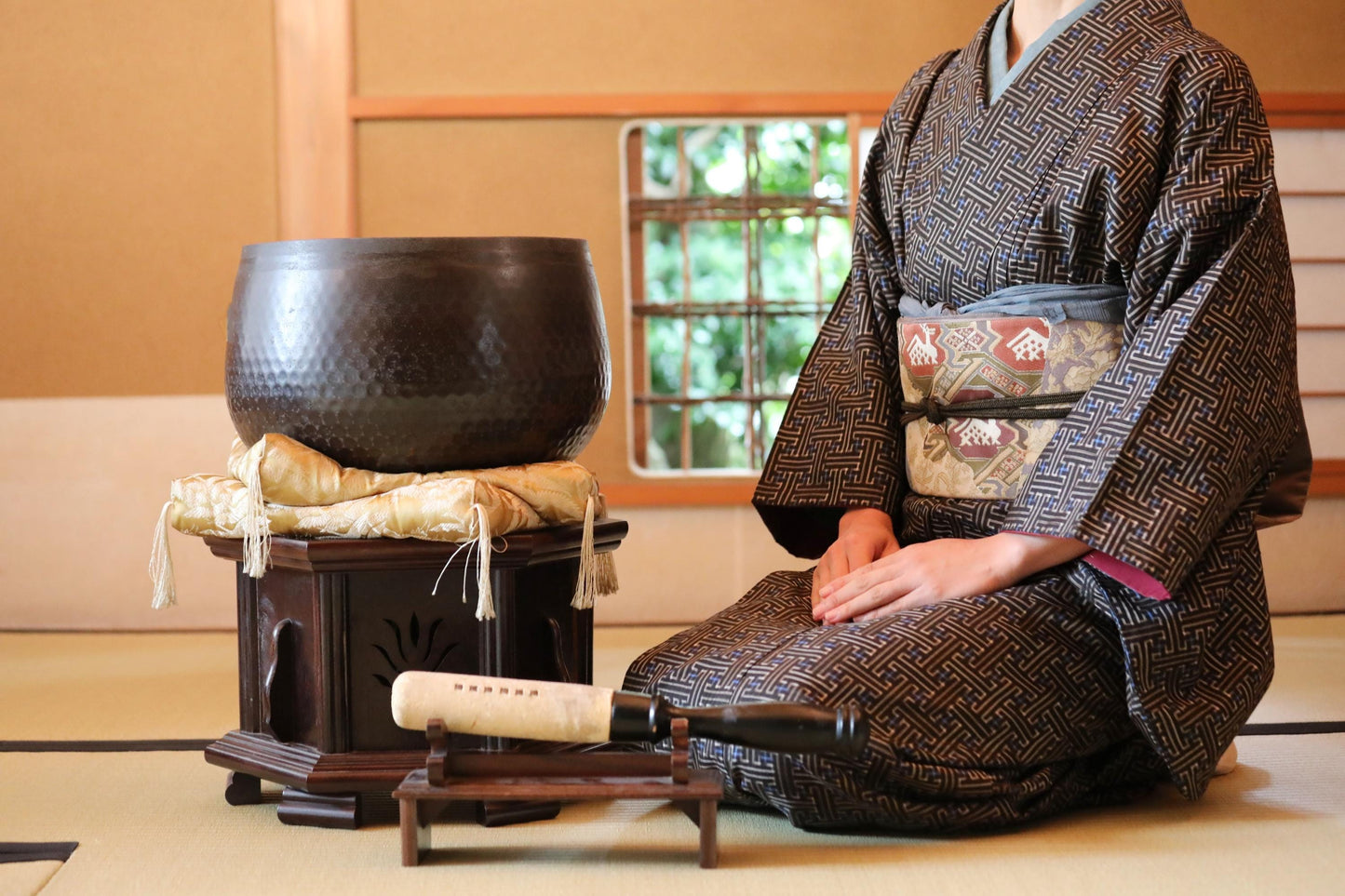 Japanese Chanting Bell - Large Orin Bronze Singing Bowl with Karaki Wood Stand