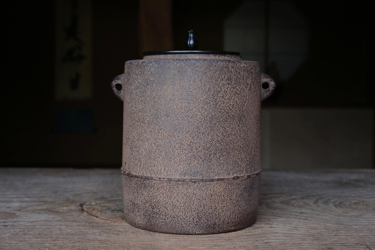 Vintage Cast Iron Kettle – Japanese Tea Kettle with Signed Copper Lid for Matcha Ceremony