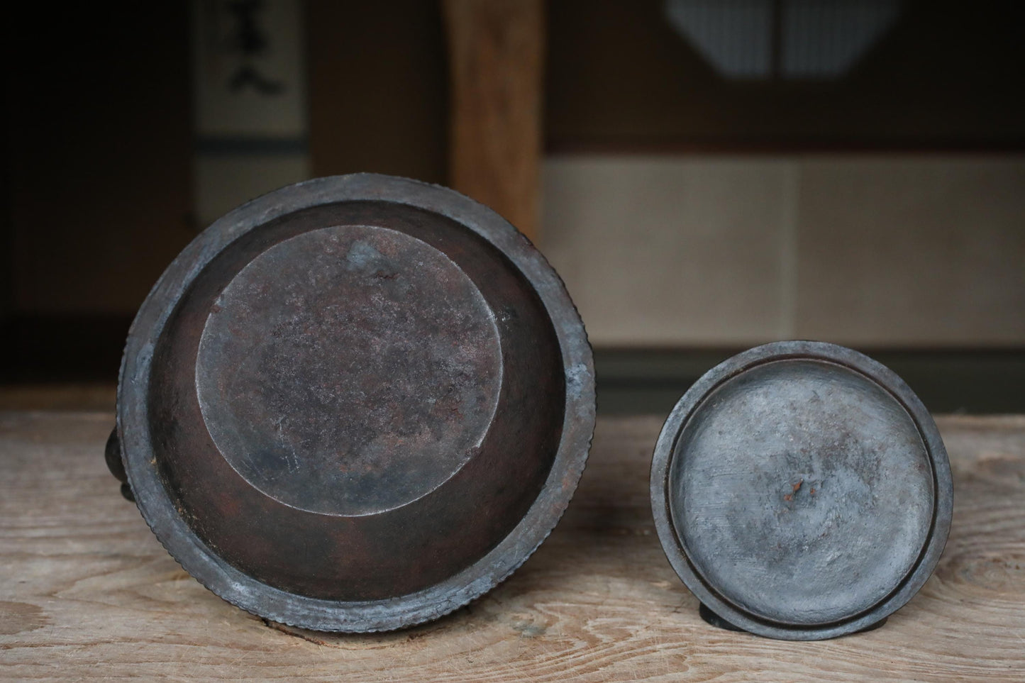 Nambu Tetsubin Iron Kettle - Large Vintage Cast Iron Tea Pot with Arare Texture Pattern