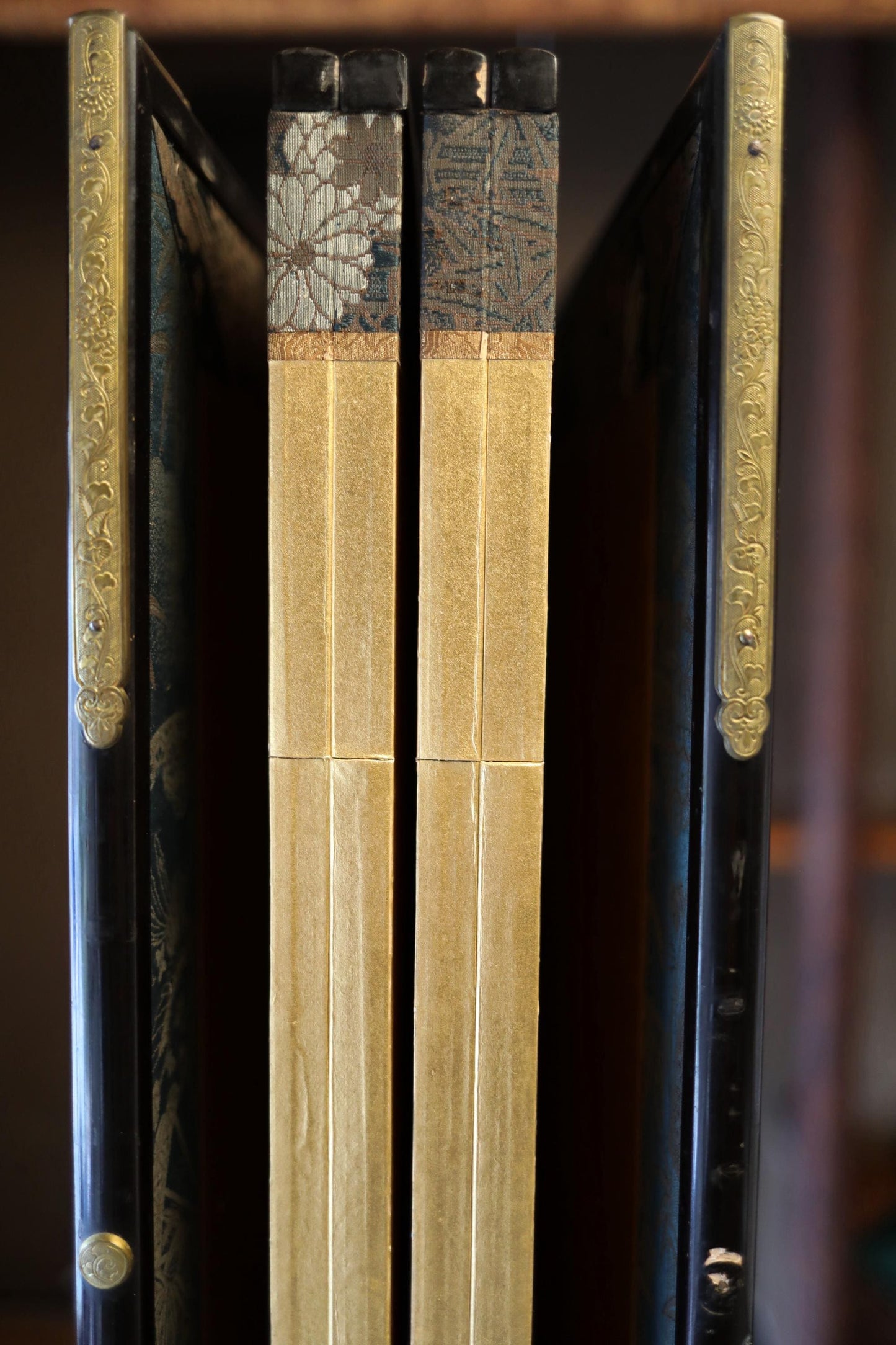 Japanese Folding Screen - Antique Byobu Screen with Gold Leaf Clouds & 1800s Art