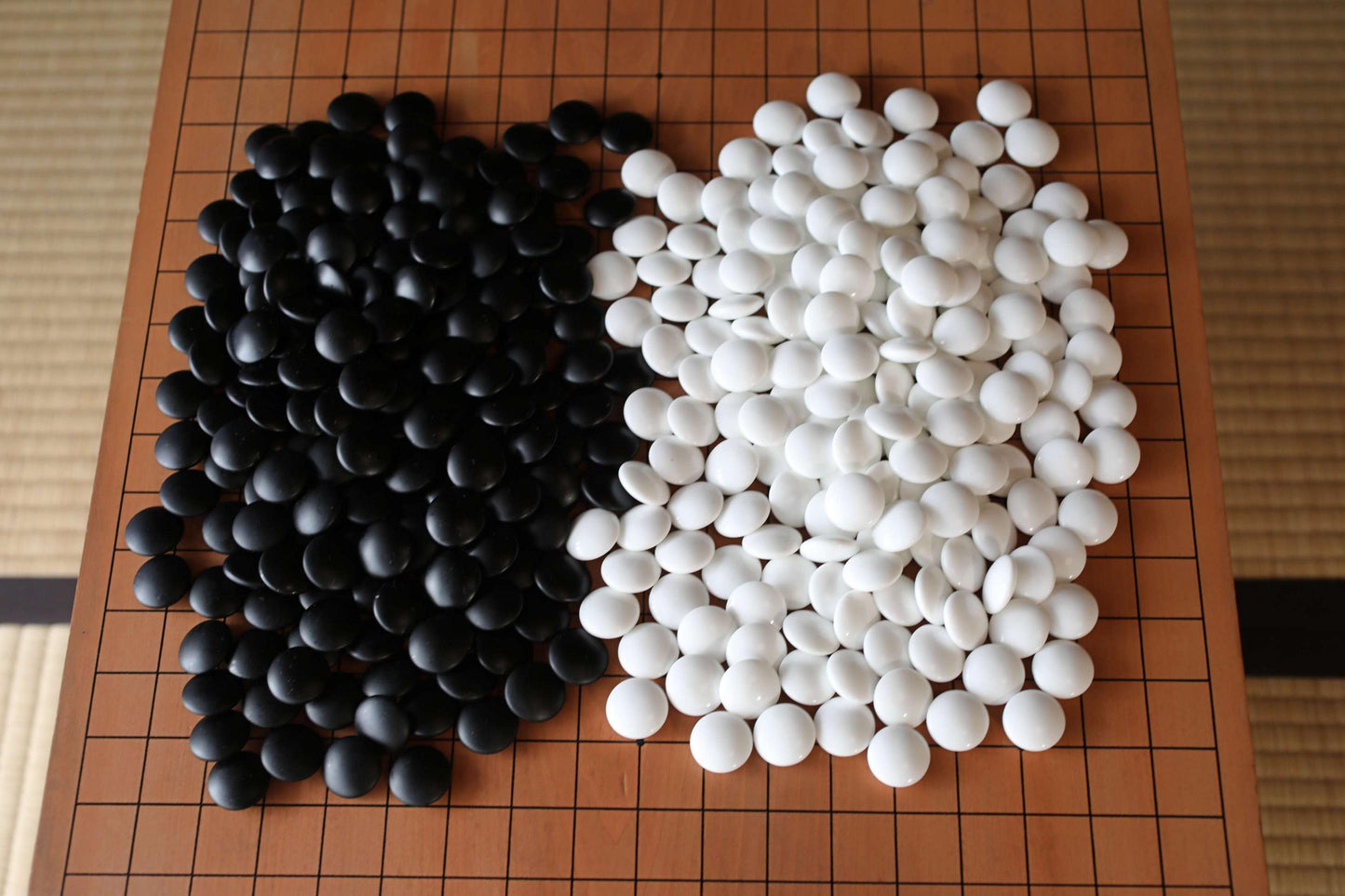 Solid Wood Go Board - Premium Japanese Goban Table With Thick Go Stones & Vintage Wooden Bowls