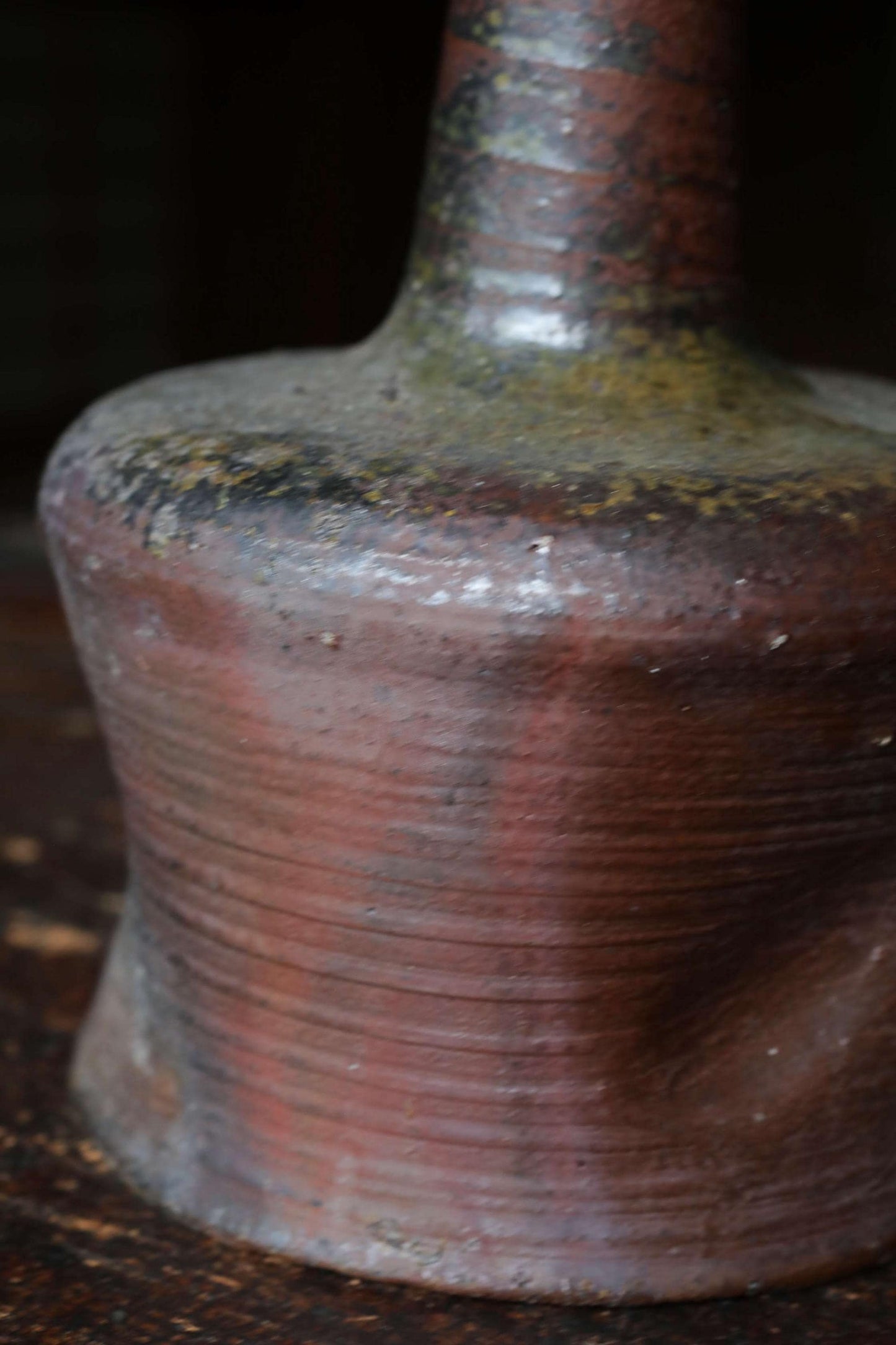 Bizen Ware Vase - Signed Japanese Pottery for Ikebana & Tea Ceremony Decor