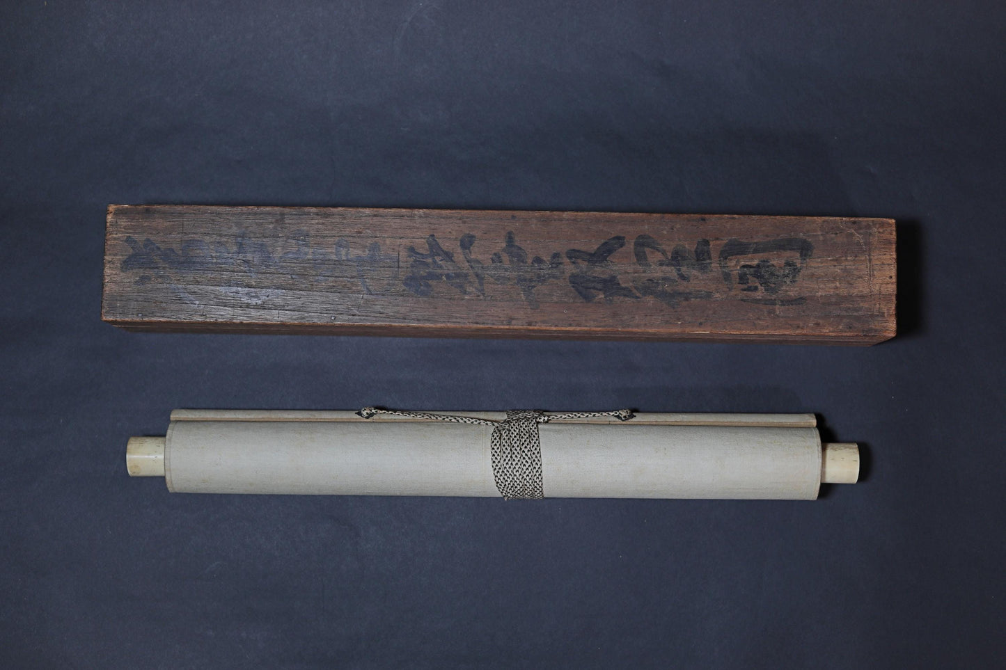 Japanese Antique Scroll - Signed Kakejiku Carp Painting | Edo Period Watercolor Art