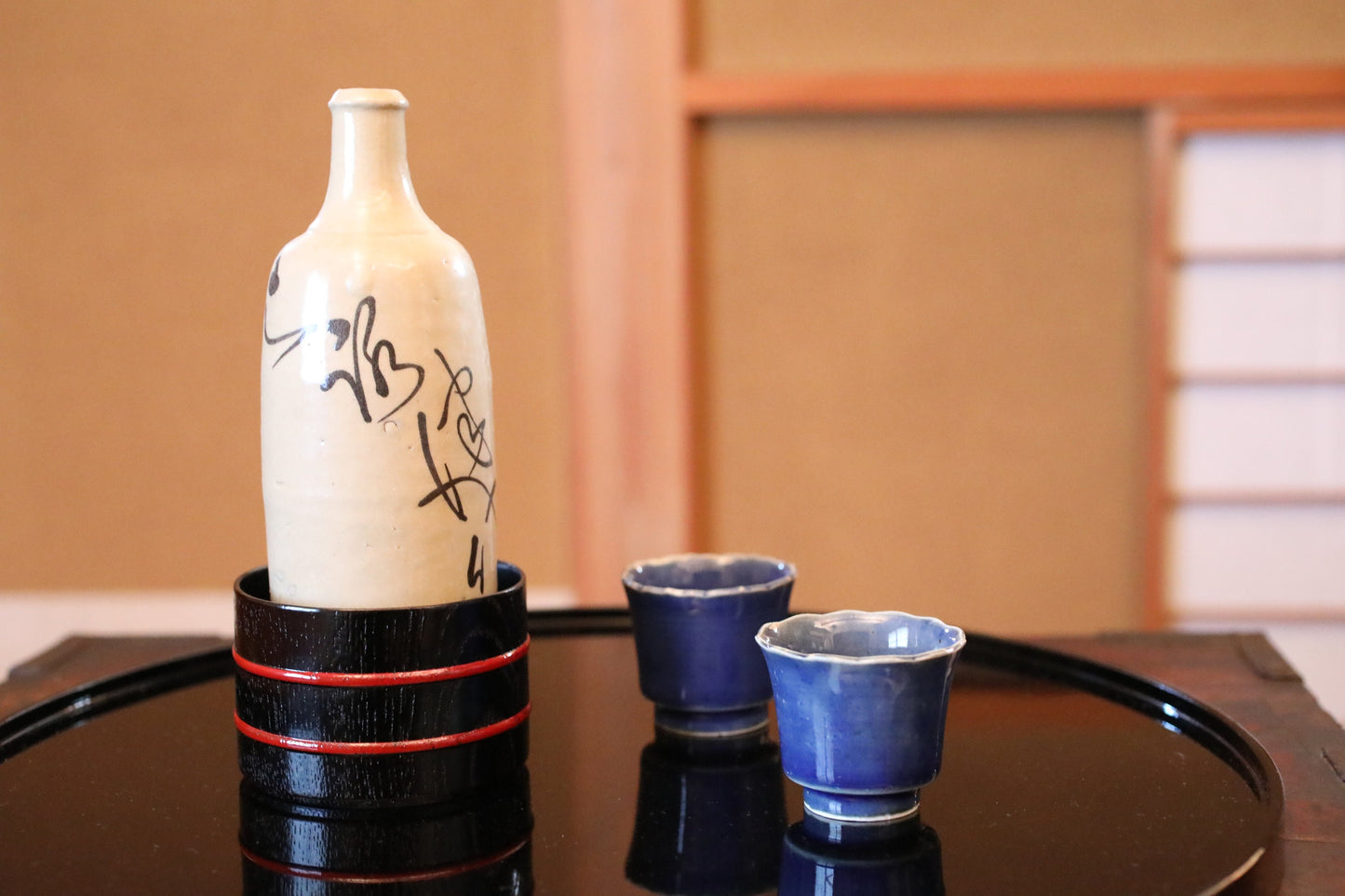 Black Lacquer Sake Coasters – Japanese Wooden Holder With Red Stripe Design