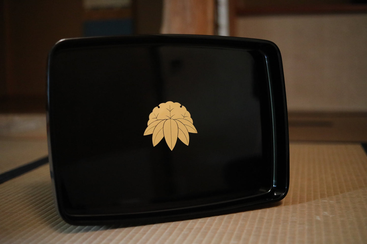 Japanese Lacquer Tray – Obon Serving Tray with Black Gold Family Crest, Echizen Nuri Wood