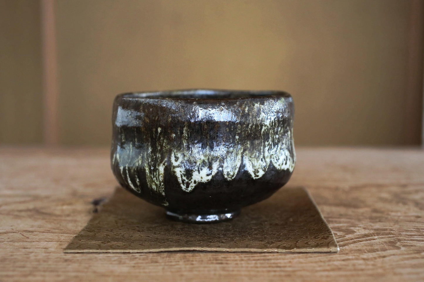 Japanese Raku Tea Bowl – Hand-Sculpted Chawan with Black Green Glaze | Ohi Kiln