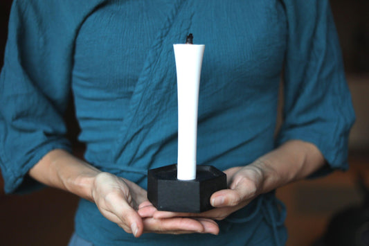 Nanbu Tekki Candlestick – Simple Black Iron Candle Holder | Vintage Japanese Antique Candleware