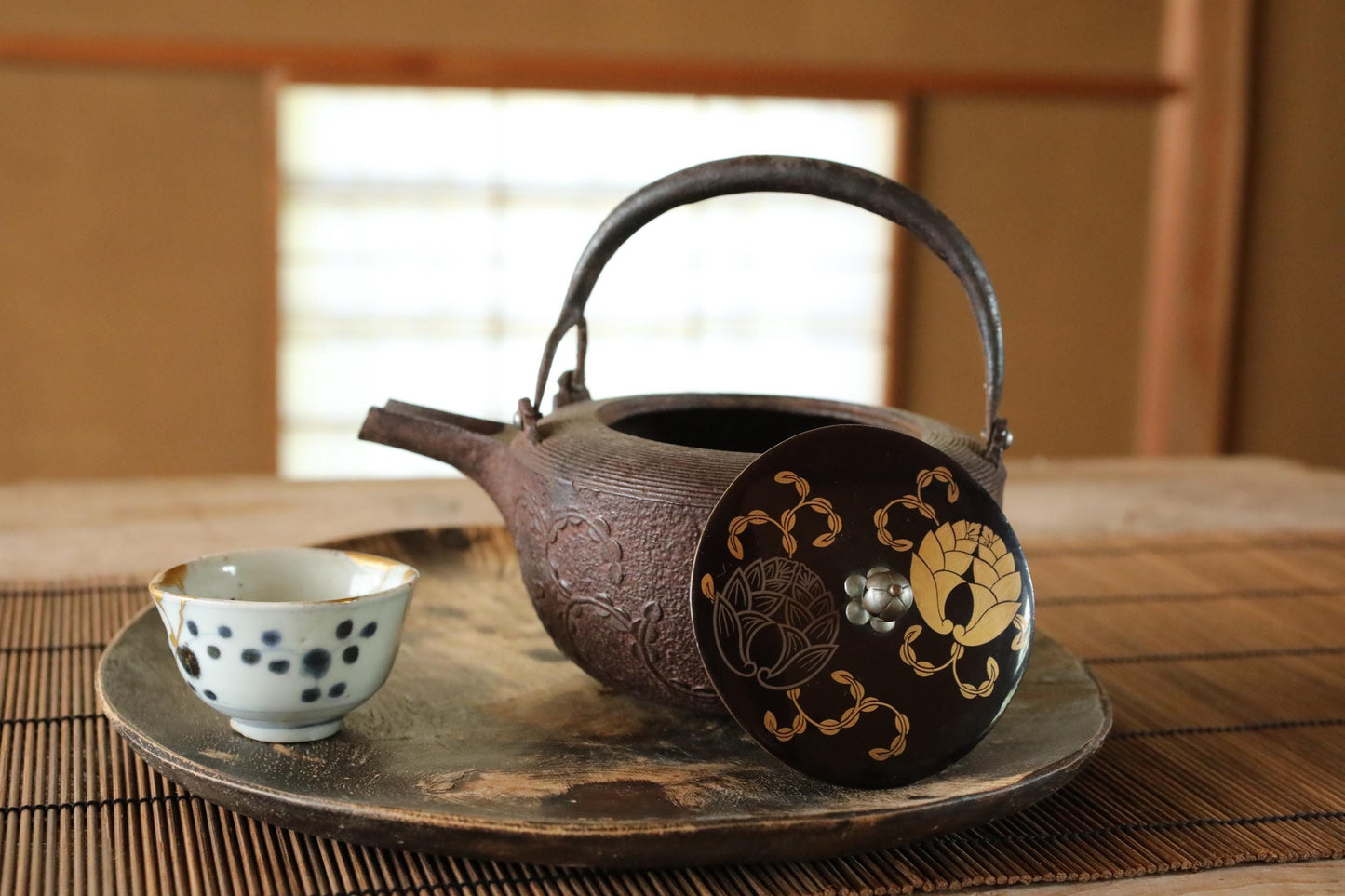 Cast Iron Sake Pot - Japanese Antique Ceremonial Vessel with Lacquered Lid & Myoga Crest