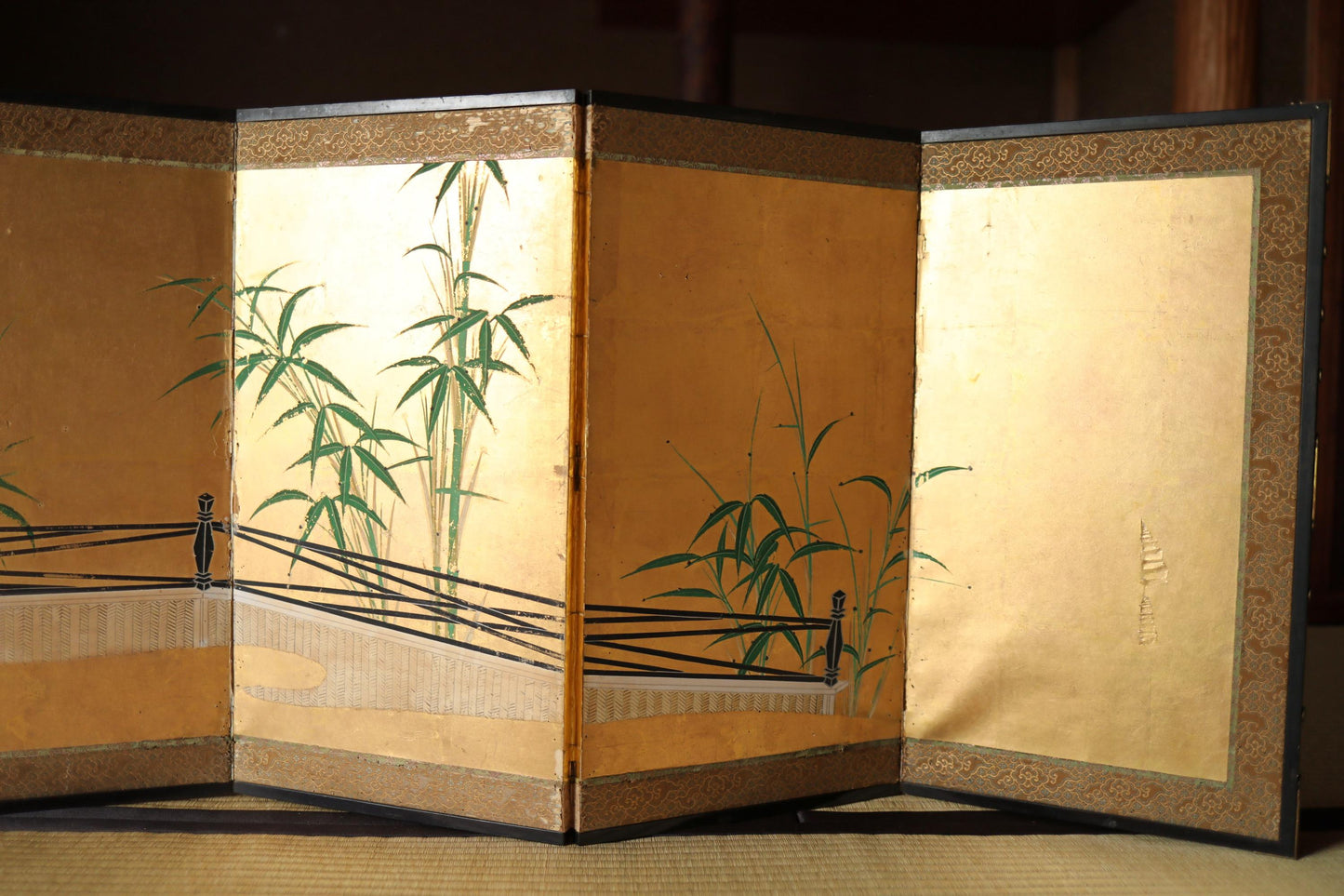 Japanese Gold Leaf Screen - Antique Edo Period Folding Byobu With Bamboo Painting