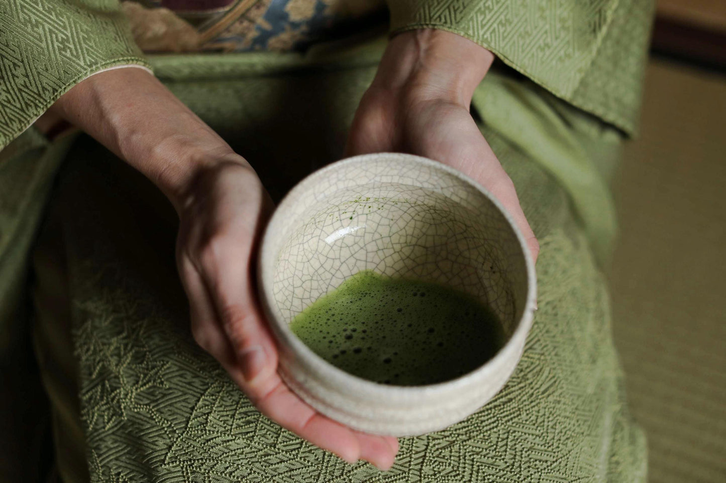 Shino Tea Bowl - Handmade Matcha Cup with Wooden Box | Vintage Japanese Pottery