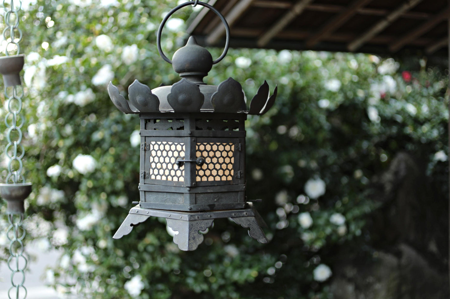 Japanese Buddhist Lantern - Antique Bronze Hanging Temple Lantern with Lotus Flower Design