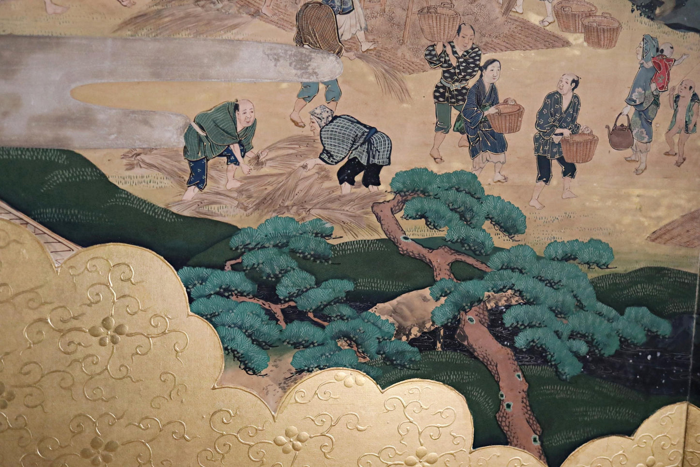 Japanese Folding Screen - Antique Byobu Screen with Gold Leaf Clouds & 1800s Art