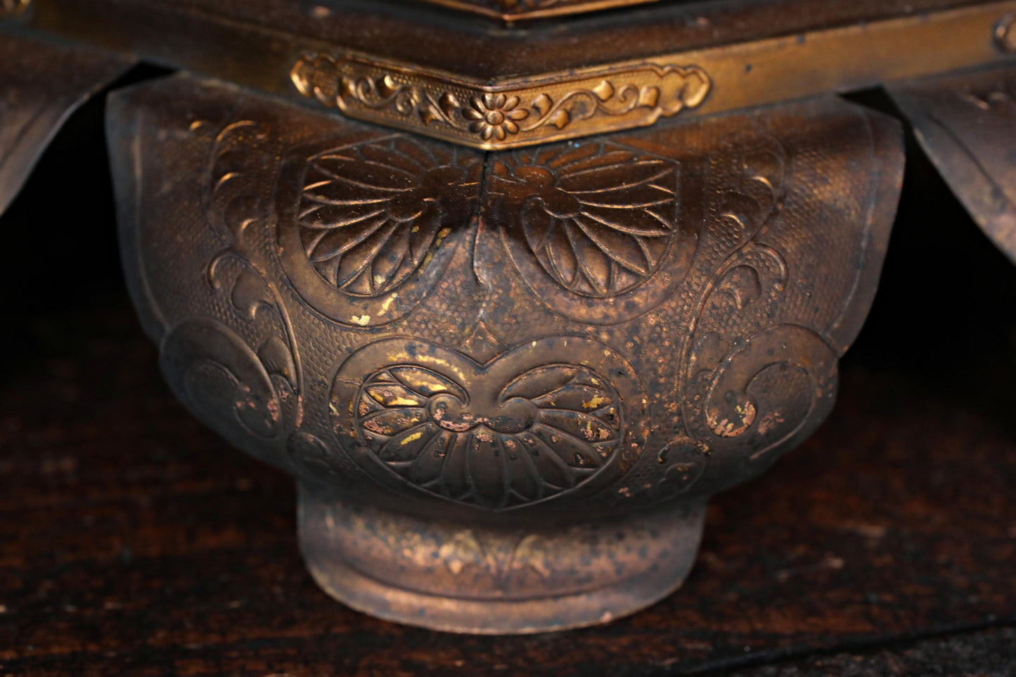 Japanese Antique Lantern - Bronze Hanging Hexagonal Temple Lantern with Lotus Fretwork Design