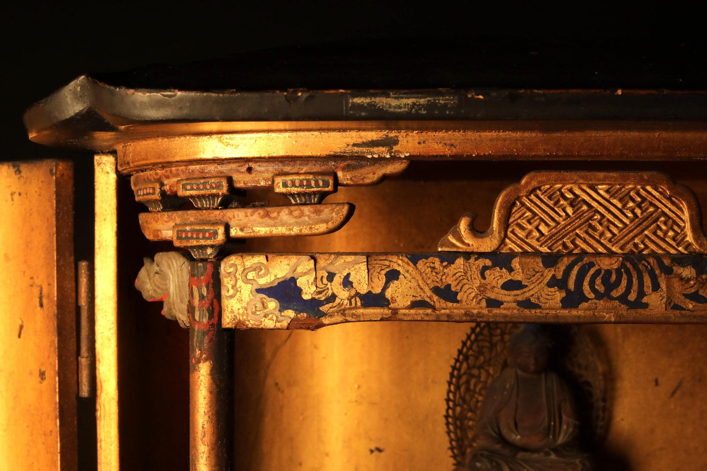 Shakyamuni Buddha Statue – Antique Japanese Sculpture | Edo Era Wood Carving