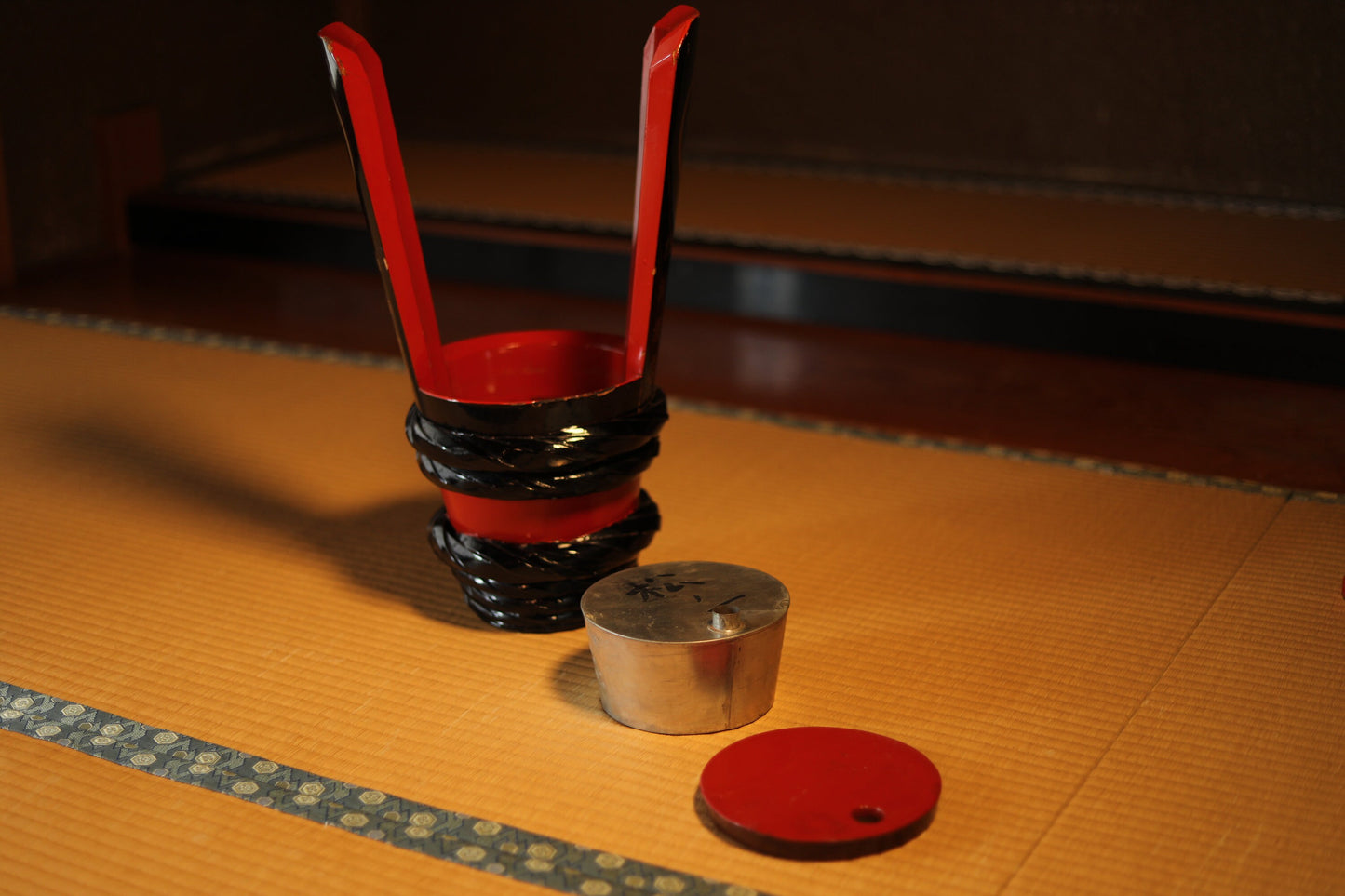RARE! Japanese vintage double horned sake barrel lacquered in red and black, with inner metal bottle, Kanji calligraphy on the side, H18.5in