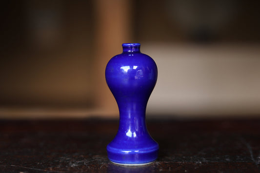 Japanese antique indigo blue porcelain small vase for one flower Heishi Tokkuri little sake bottle vase for shrine alter 1920s  H3.7×1.6in