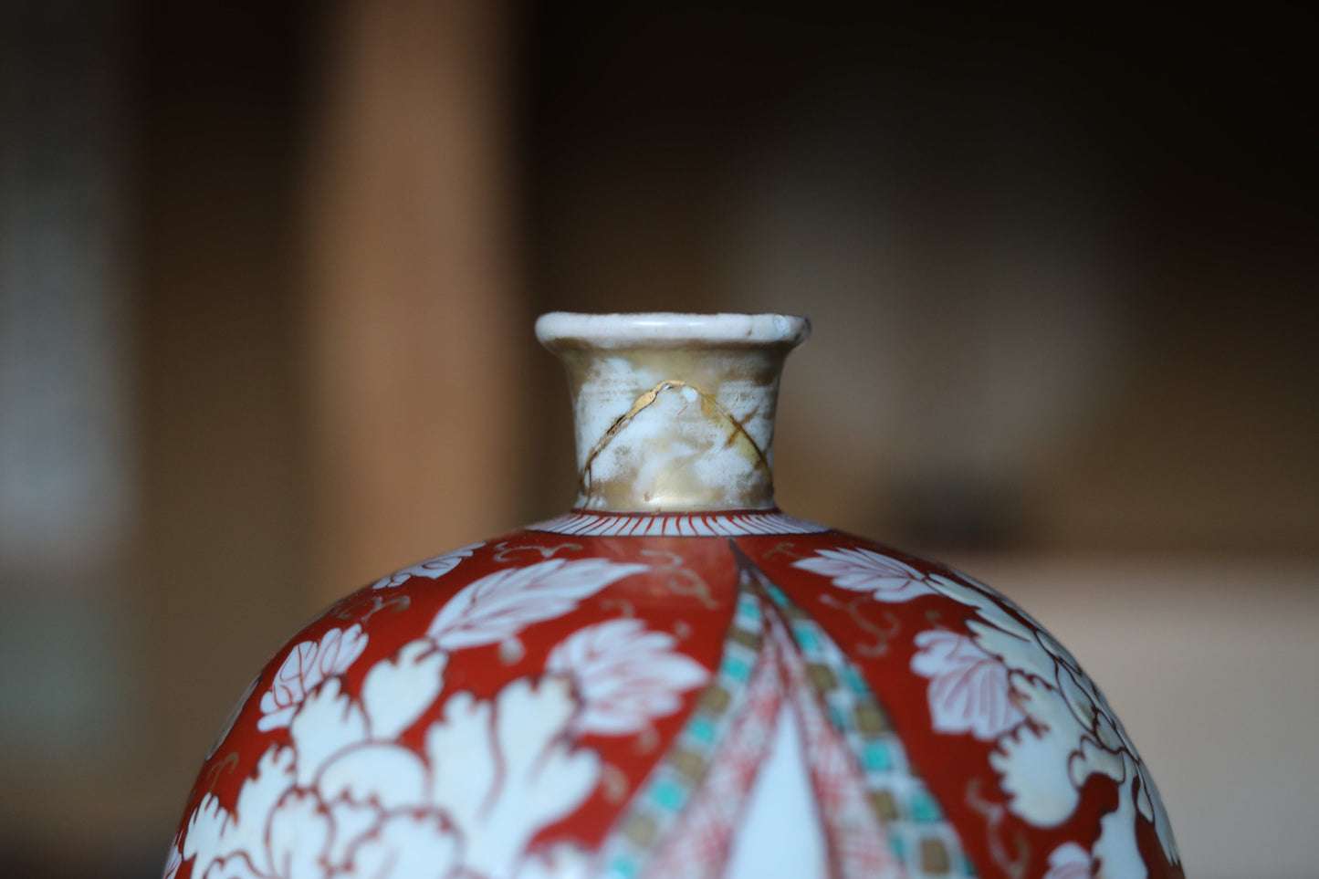 BIG! Japanese antique 1800s porcelain Sake bottle for shrine altar, large vase "KOIMARI" KINTSUGI Kanji flower design hand painting H13.8in