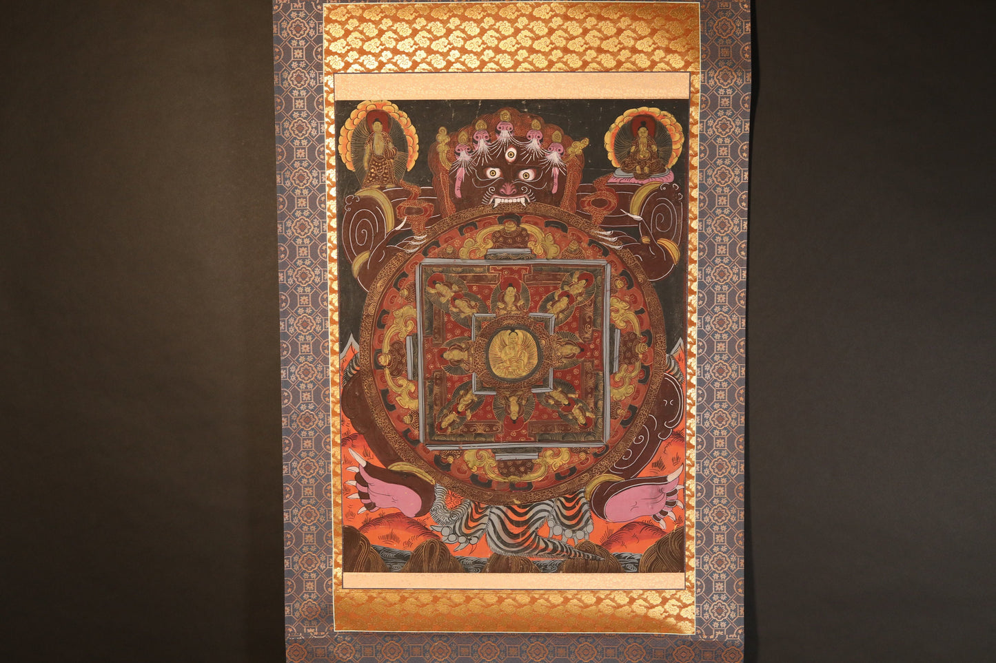 Japanese antique Buddhist hanging scroll of painting Genuine Tibetan Mandala beautiful KAKEJIKU silk wall deco with wooden Box H55.1×27.2in