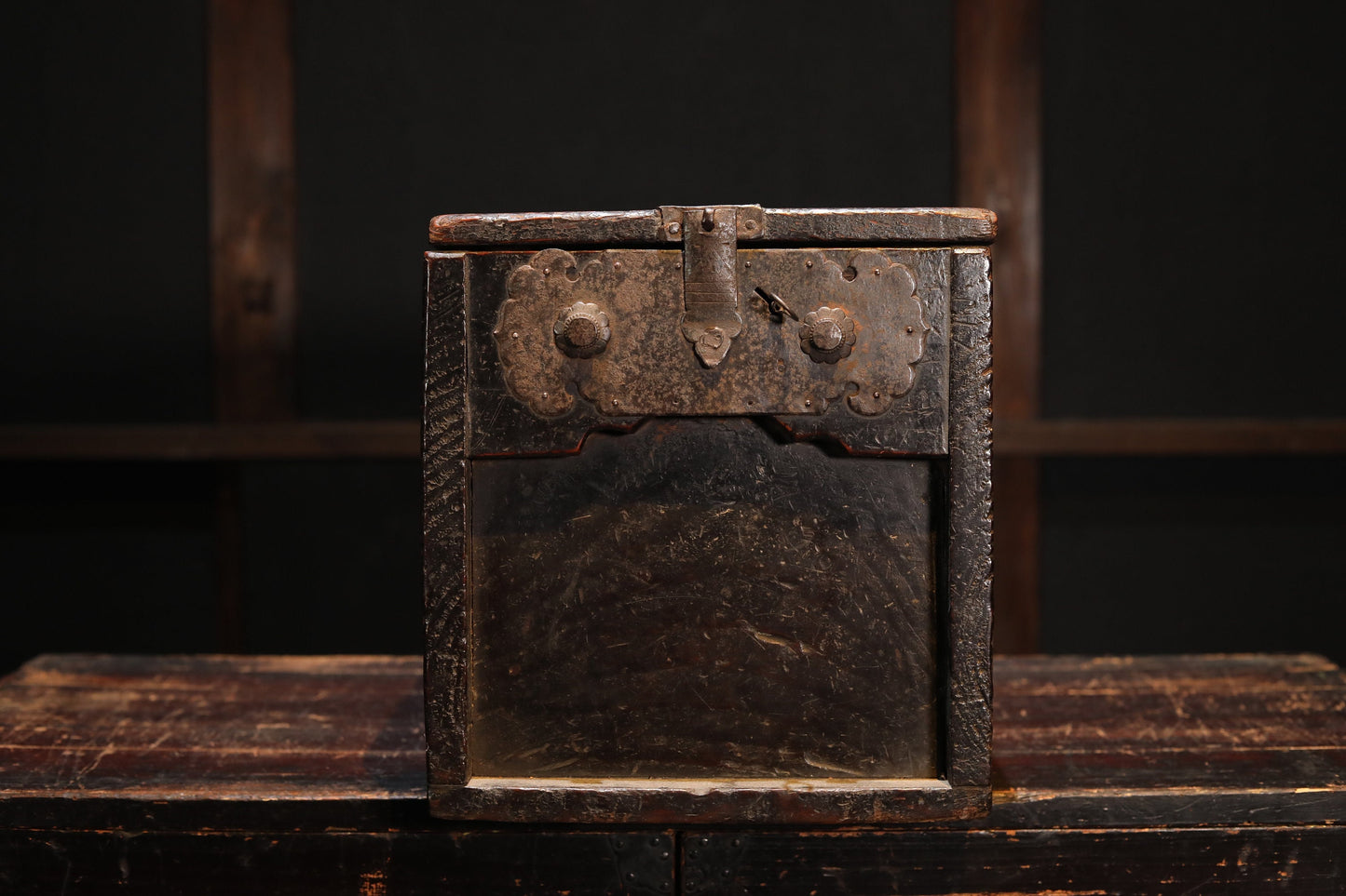 Japanese furniture Antique Box with Key, Zenibako charity box Buddhist temple coin collector 1700s metal clasp cedar Storage H11.8×W18.1in