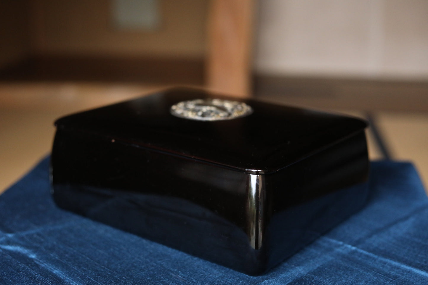 Japanese Makie Black Lacquer wooden box for letter container with a brass emblem of a goat and  grapes from Aesop's fables, W10.8×D8.7in