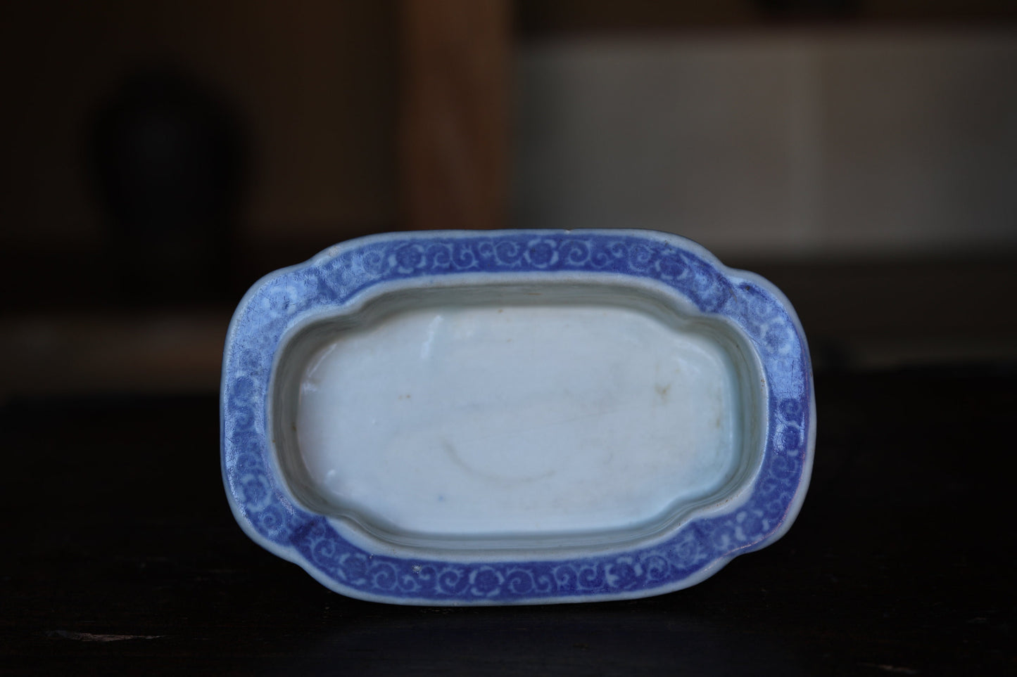 Japanese Antique IKEBANA ceramic vase SUIBAN Blue & White arabesque design porcelain basin Tea ceremony 1920s W7.1in/W18cm