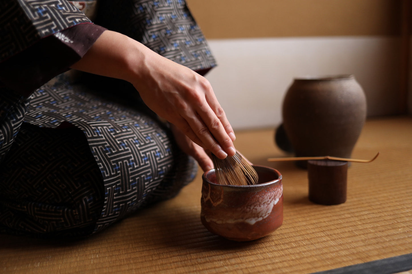 Fine green tea bowl Japanese antique CHAWAN "SHINO" ware handmade Matcha Tea Cup Tea Ceremony ceramic with Wood box signature W4.5in/11.5cm