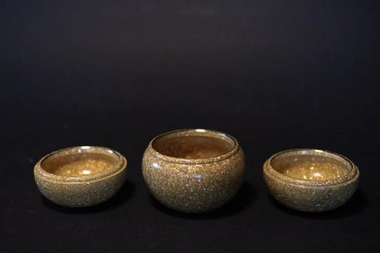 Japanese vintage Bronze Buddhist alter small brazier vessel containers set with Kanji signature metal craft H2.2×3.5in/H5.5×9cm