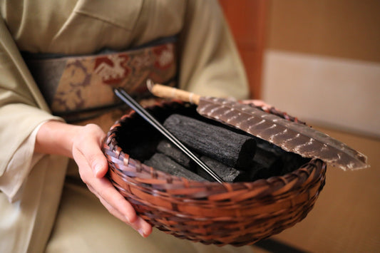Fine Japanese vintage Hand Woven Bamboo Shallow Square Basket for tea ceremony, basket for charcoal 炭籠SUMI-KAGO 10in/25.5cm MINGEI craft