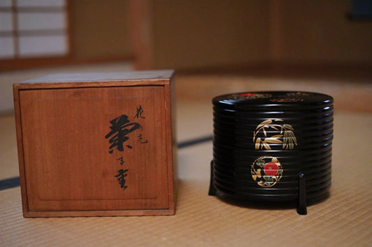 Japanese antique gold Jubako box with flower lacquer MAKIE black gold wooden two-tiered boxes round shape with wooden box W7.4in/W18.8cm