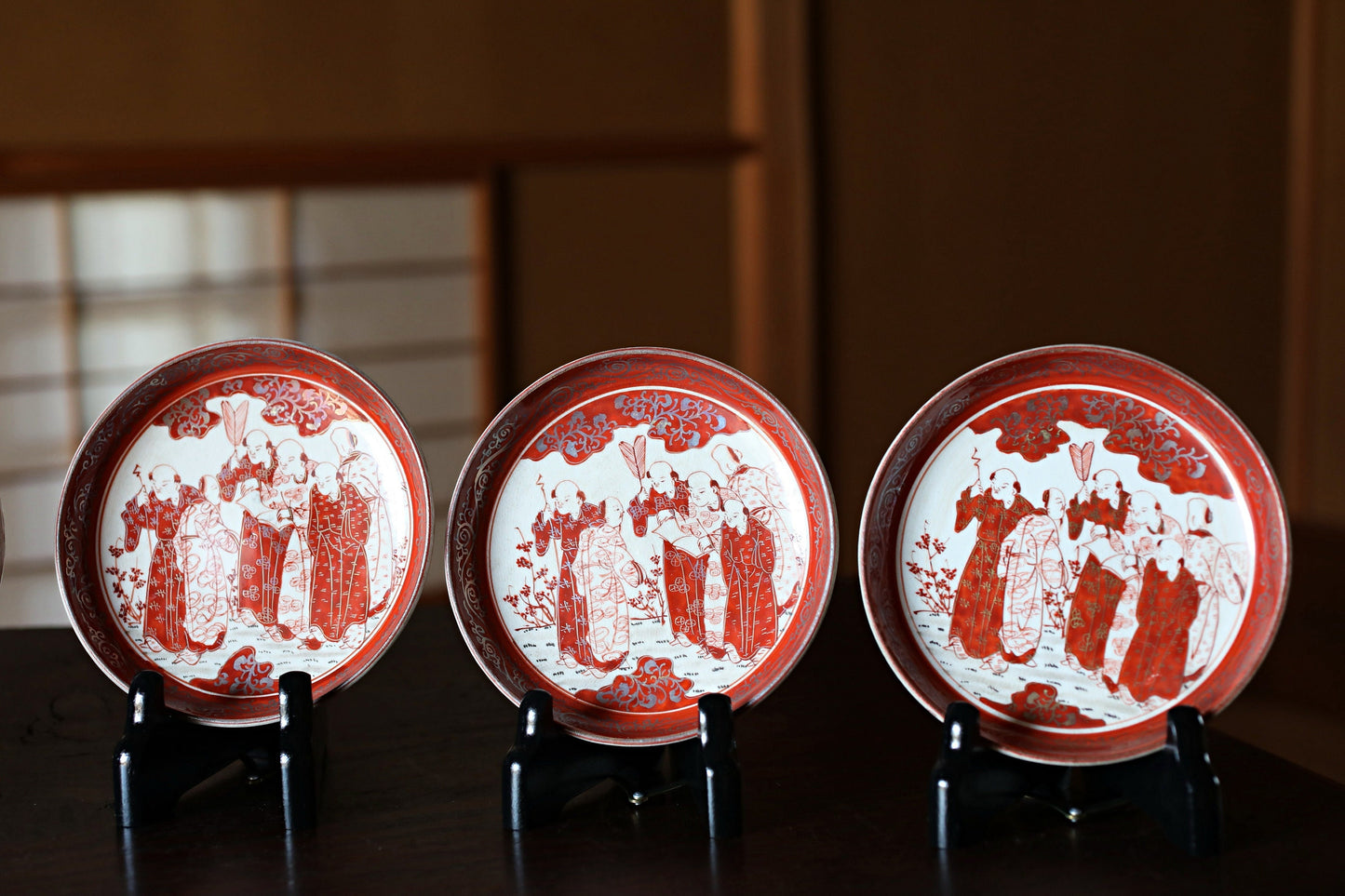 FINE! 1800s Meiji-Edo Set of 5 Japanese antique small plates porcelain dishes, beautiful Silver and Red Kutani Seven Hermits 4.9in/12.5cm