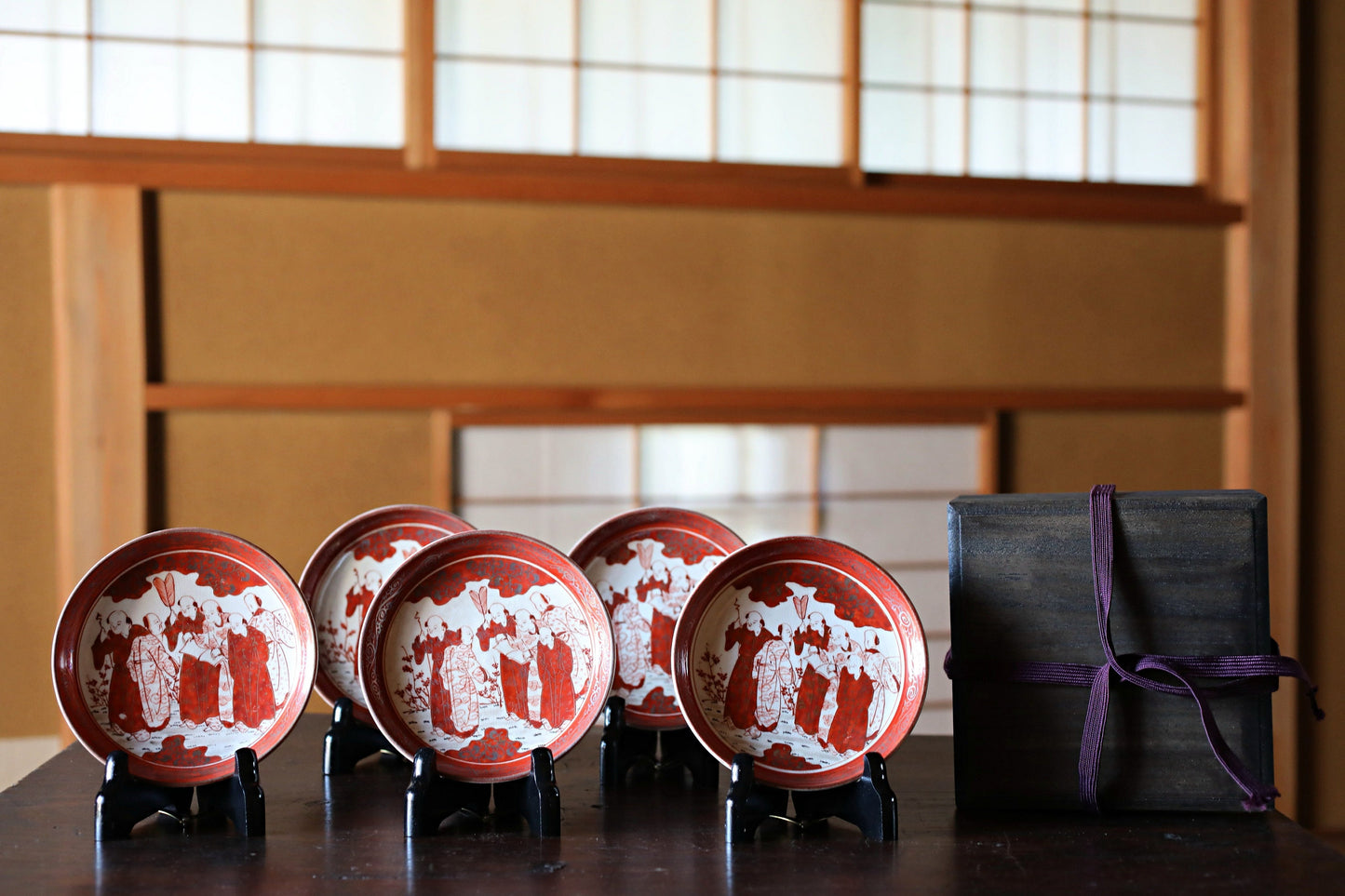 FINE! 1800s Meiji-Edo Set of 5 Japanese antique small plates porcelain dishes, beautiful Silver and Red Kutani Seven Hermits 4.9in/12.5cm