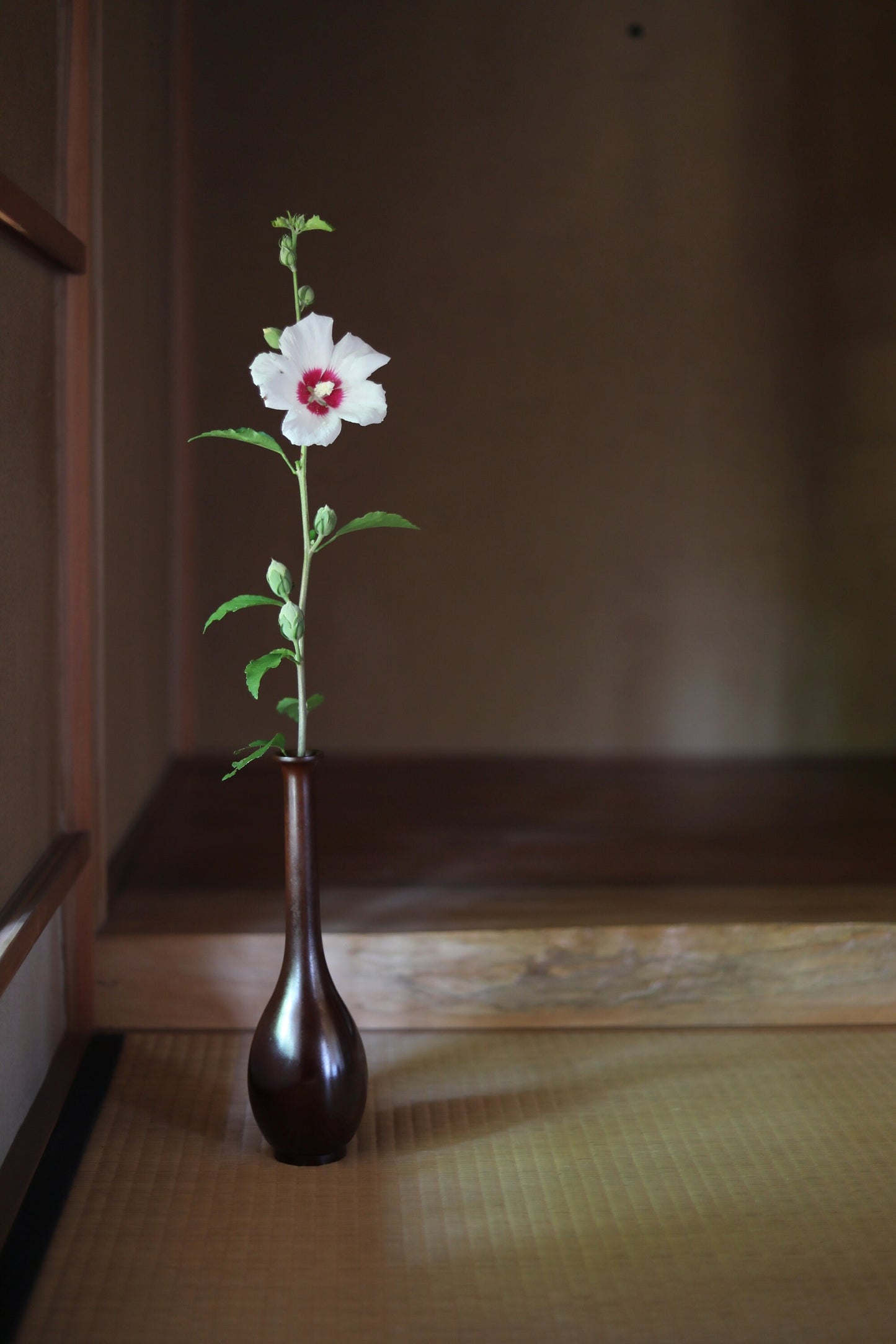 Japanese antique bronze vase brown, with Kanji signature for Tea ceremony, name 鶴首TSURUKUBI (shape of the neck of a crane) H11.8×3.5in