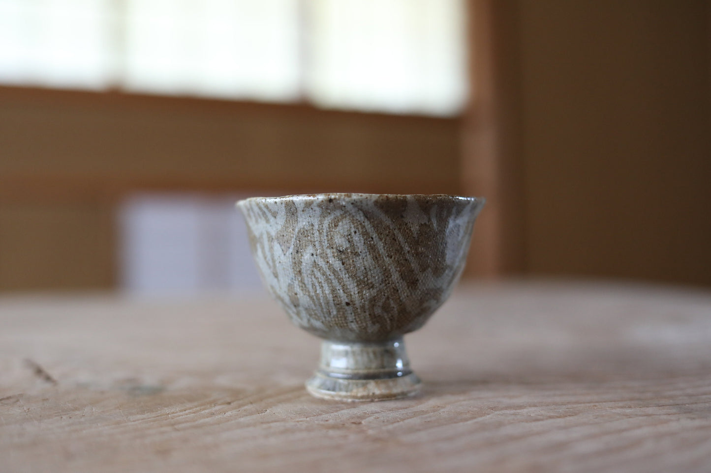Japanese vintage small sake cup Marble soil color by 西部功 "sakazuki" "guinomi" with a wooden box Kanji sign For GIFT H2.2×2.8in/H5.5×7.2cm