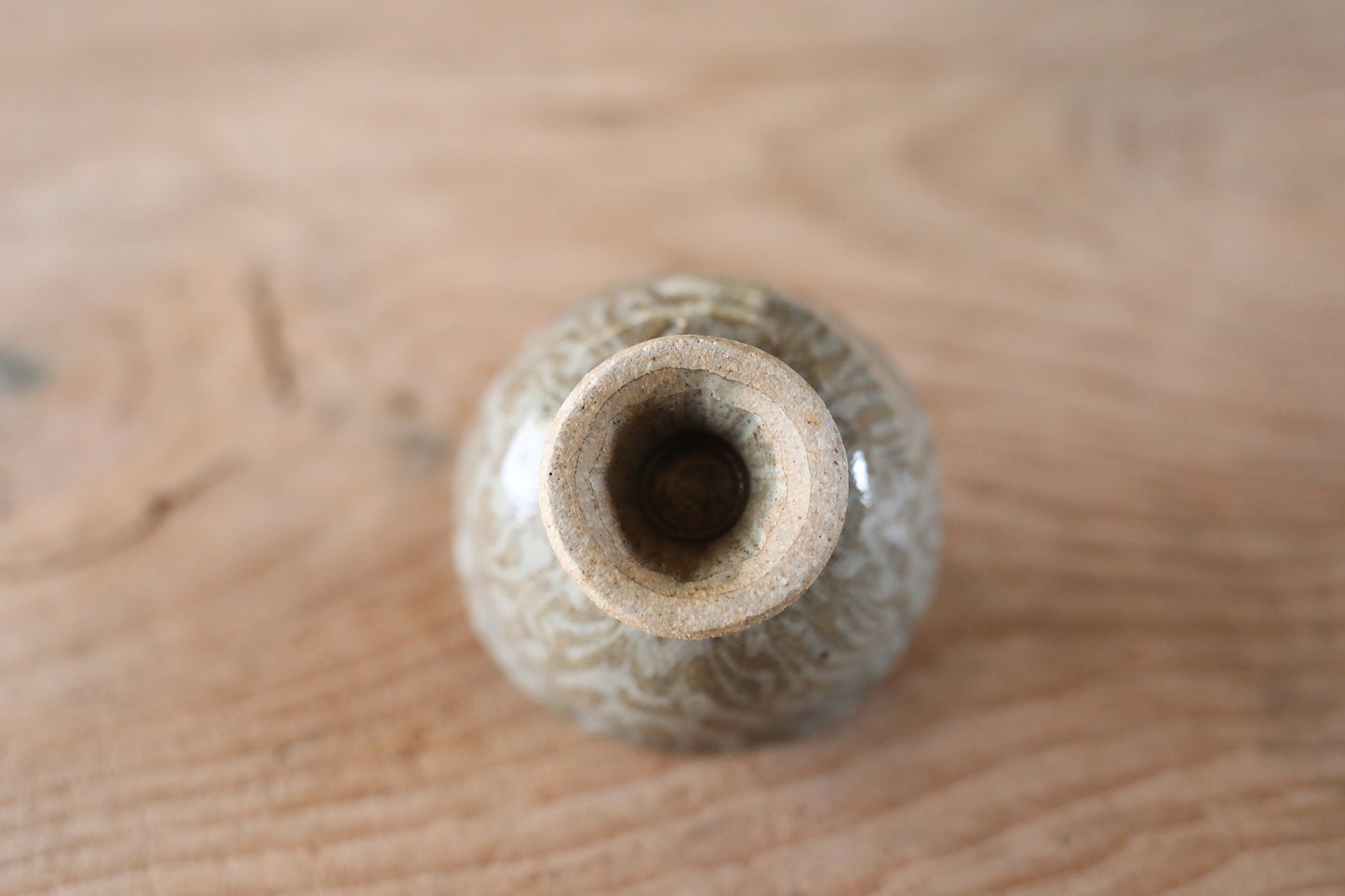 Japanese vintage small sake cup Marble soil color by 西部功 "sakazuki" "guinomi" with a wooden box Kanji sign For GIFT H2.2×2.8in/H5.5×7.2cm