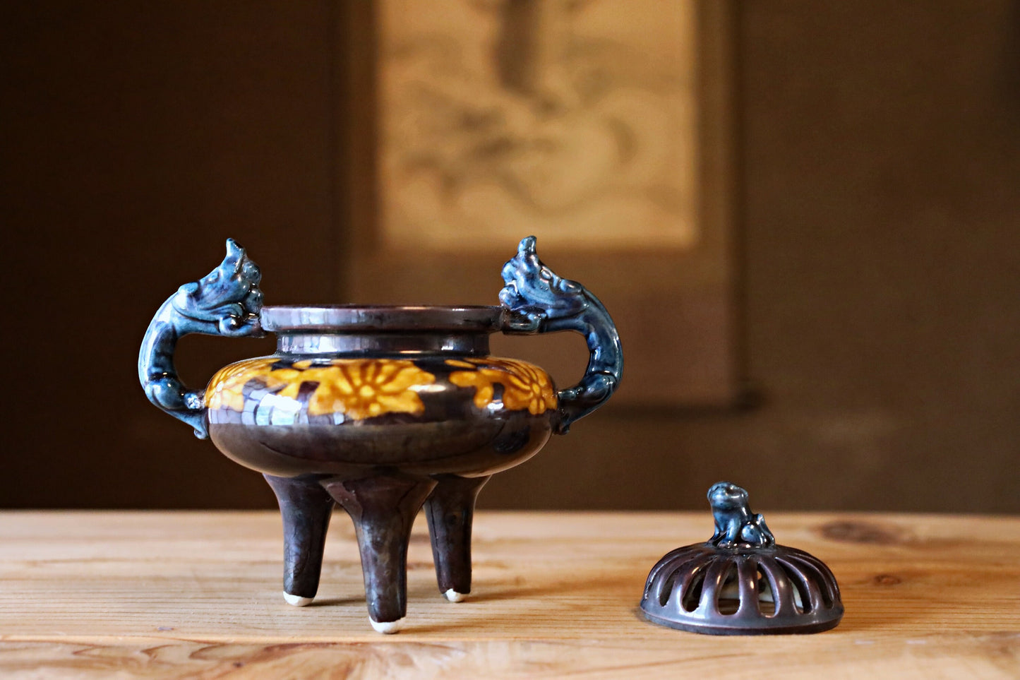 Japanese vintage 1970s KUTANI Cochin ware porcelain incense burner blue dragons deep purple For GIFT H5.1×5.5in/H13×14cm