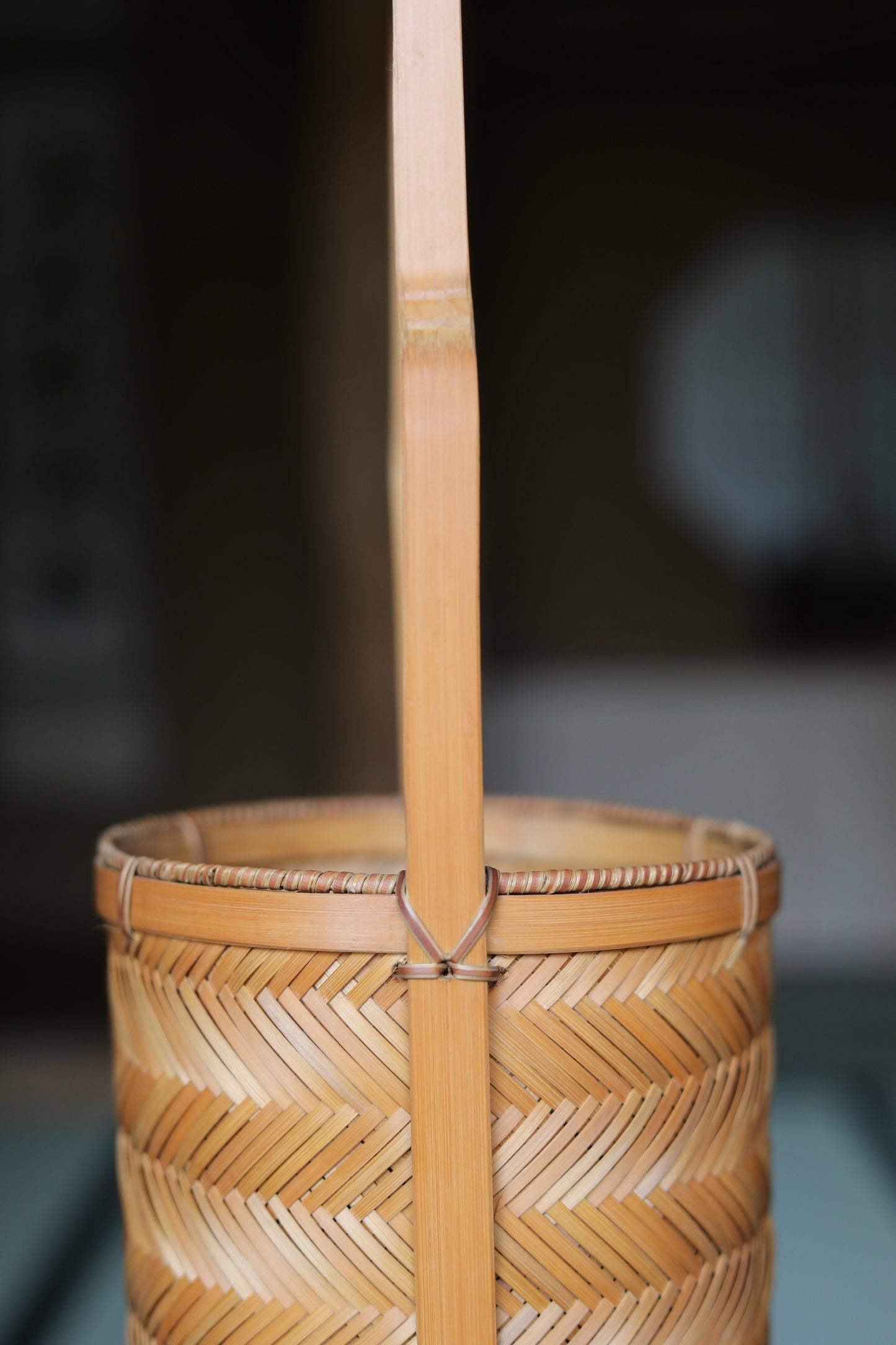 Japanese vintage beautiful bamboo woven vase with sign, for tea ceremony, finely detailed H17.1×5.5in/H43.5×14cm
