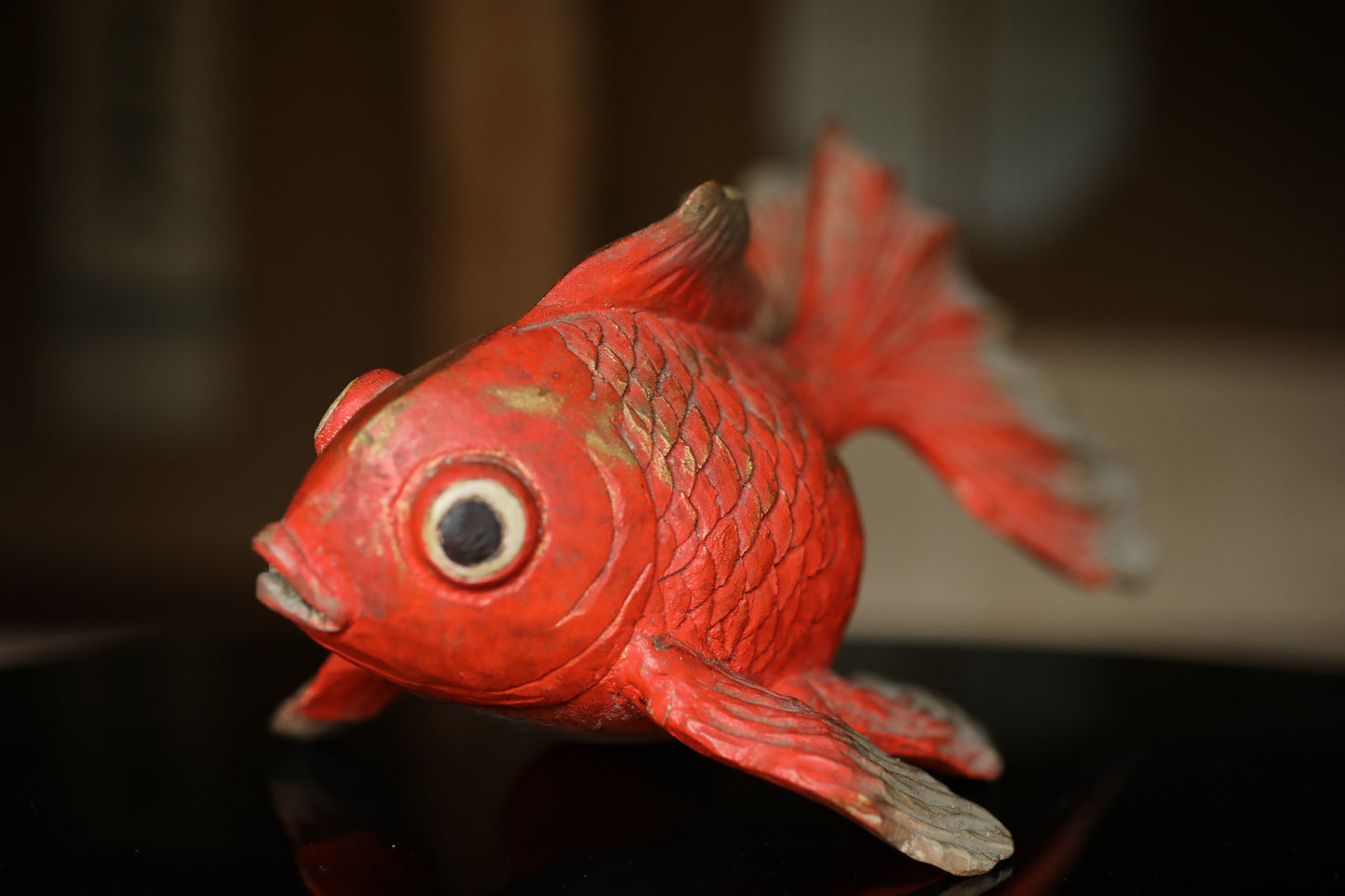 Japanese wooden goldfish sculpture, hand carving sculpture ,hand carved craft fish doll 1980s H5.5×13.8in/H14×35cm