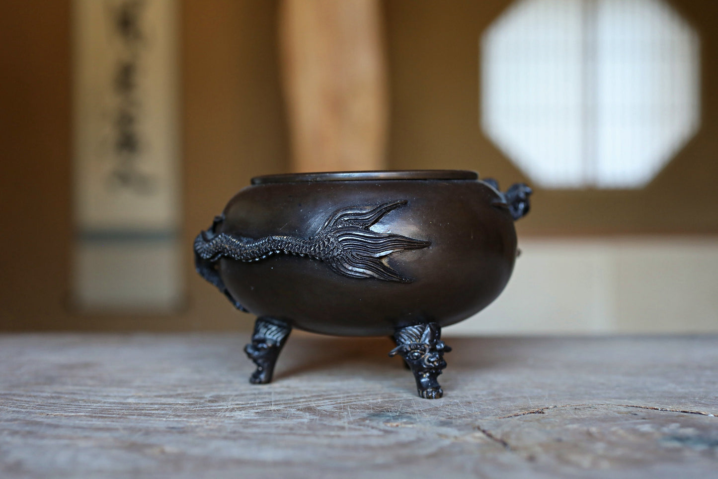 FINE! Japanese antique Dragon Bronze Censer Incense burner cool with Dragon Surrounding Design metal craft Buddhist alter 1900s W5.1in/W13cm