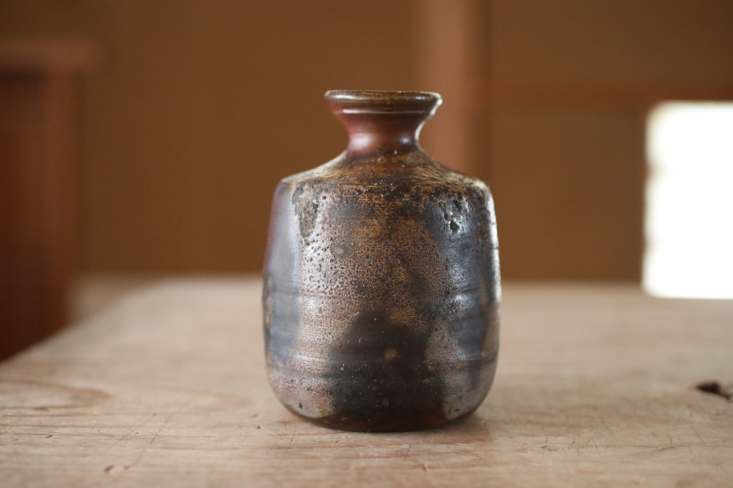 Japanese vintage BIZEN Tokkuri Sake bottle or flower vase ,Beautiful soil color with Kanji sign with box For GIFT H4.7×3.3in/H12×8.5cm