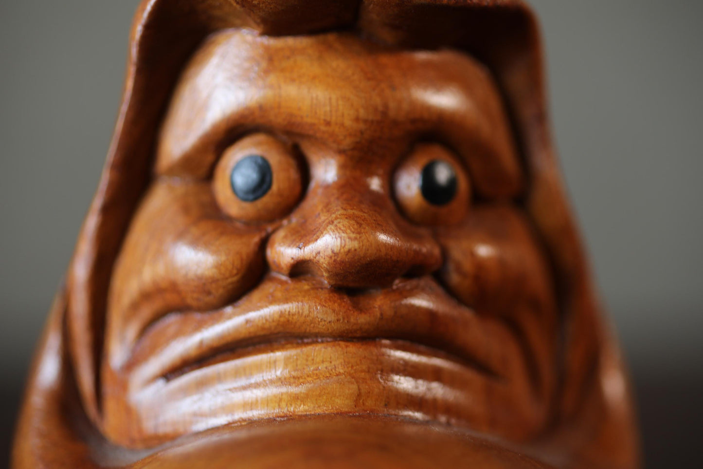 Japanese character DARUMA small doll hand carved made of wood, vintage Ornament Figurine of traditional H3.9in/H10cm