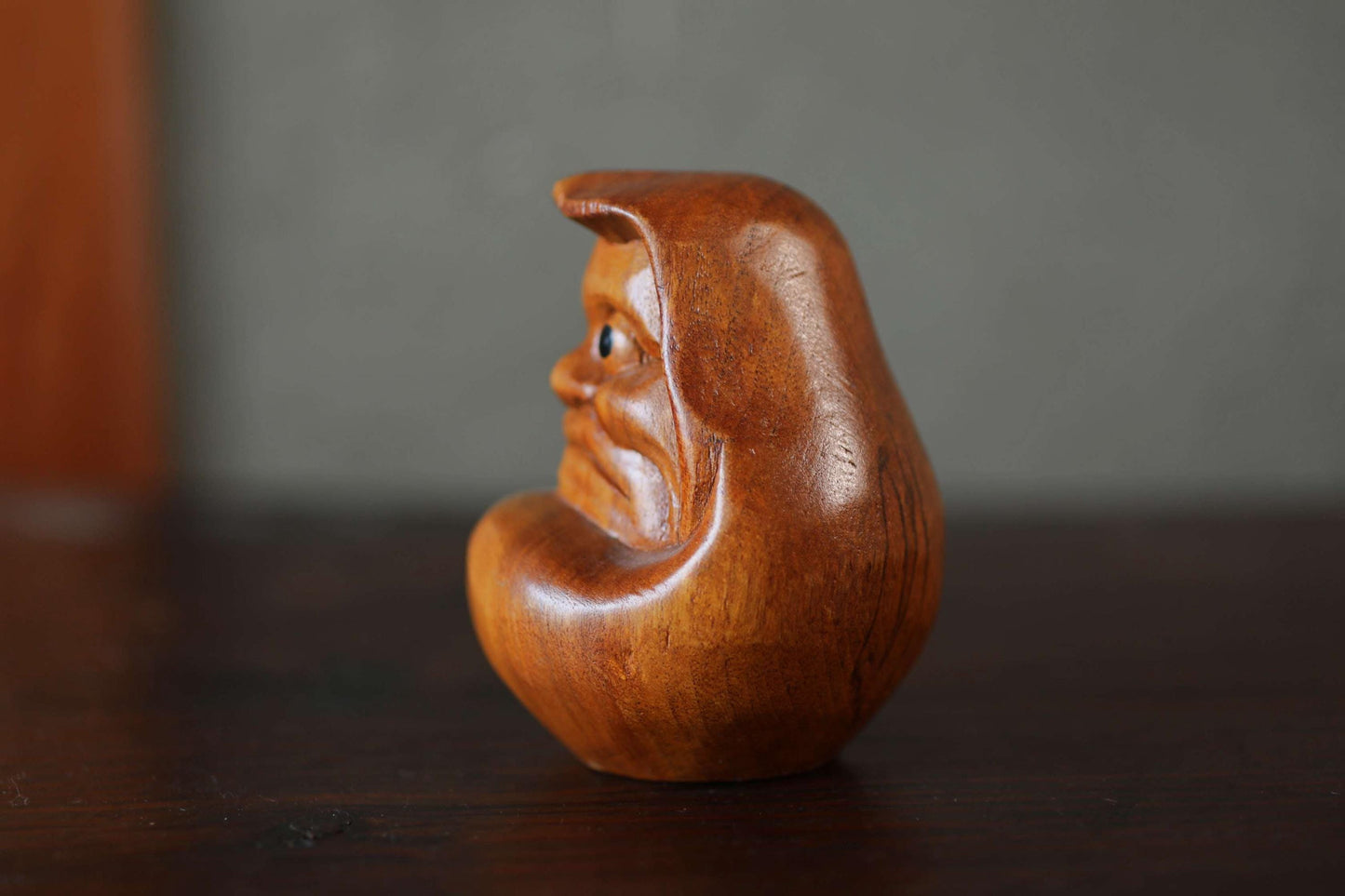 Japanese character DARUMA small doll hand carved made of wood, vintage Ornament Figurine of traditional H3.9in/H10cm