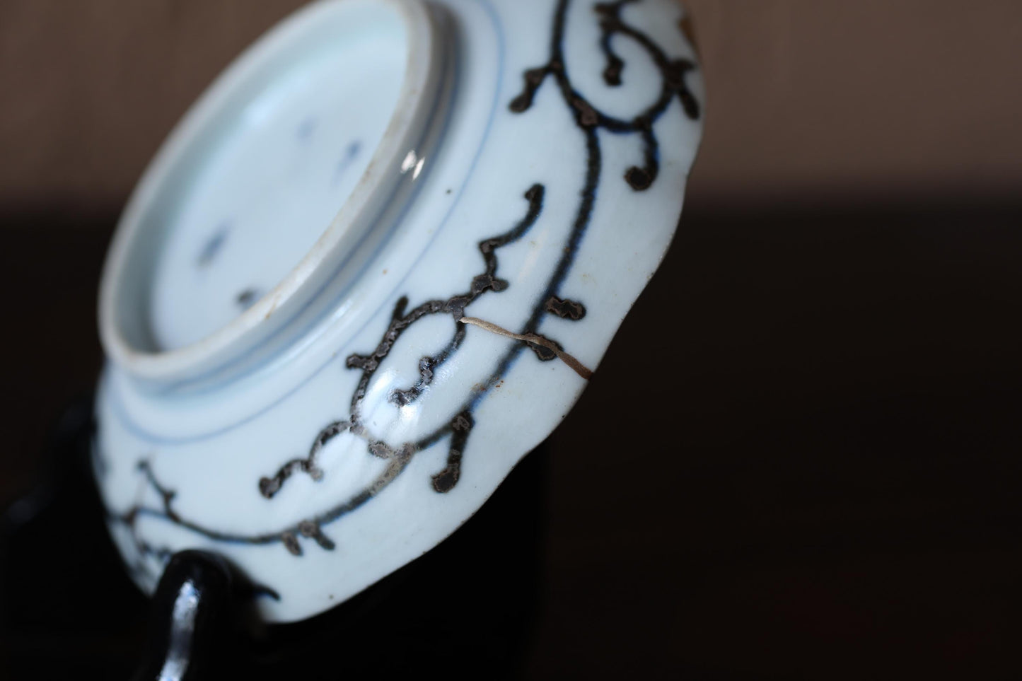 Japanese Antique EDO 1800s handcraft small plate, KINTUSGI porcelain ceramic dish Blue White relief pattern flower SOMETSUKE 4.3in/10.8cm