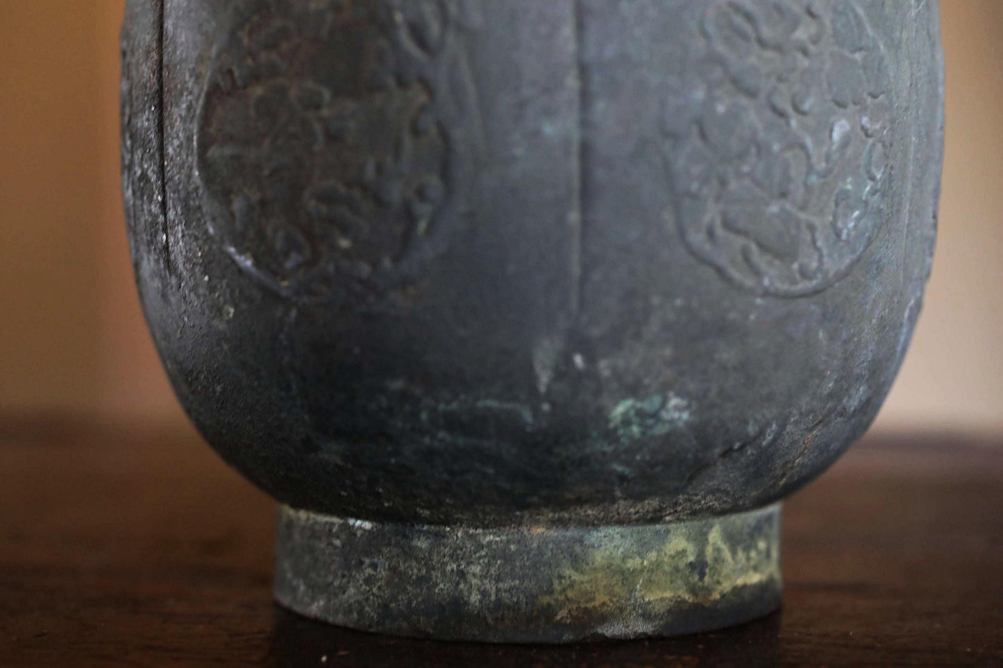 Japanese Antique 1900s bronze vase with Flowers and Birds relief, metal hand craft vase for GIFT, H8×W3.9in/H20.3×10cm